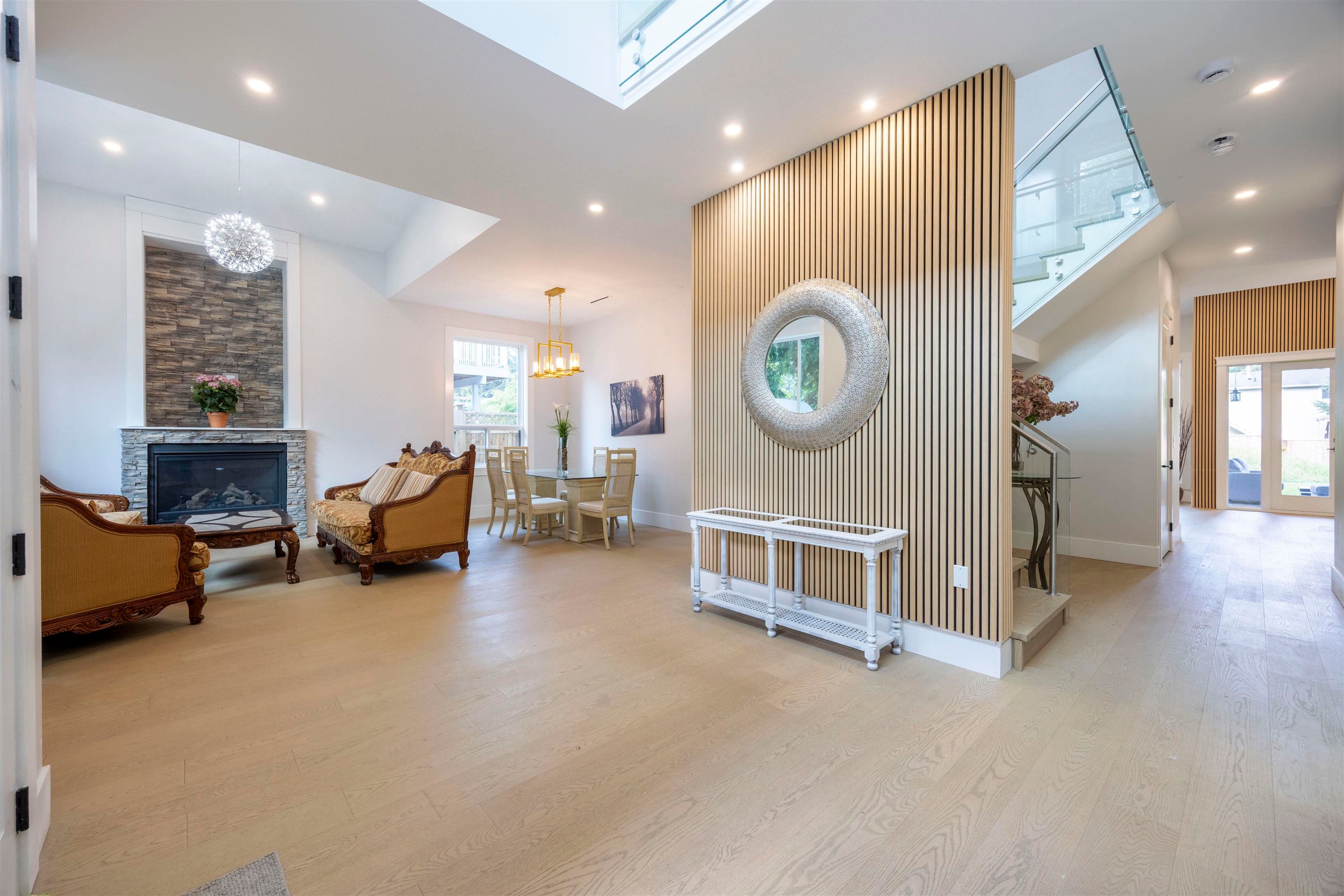 15799 Mcbeth Road, Surrey, V4A 1X9 — photo 5