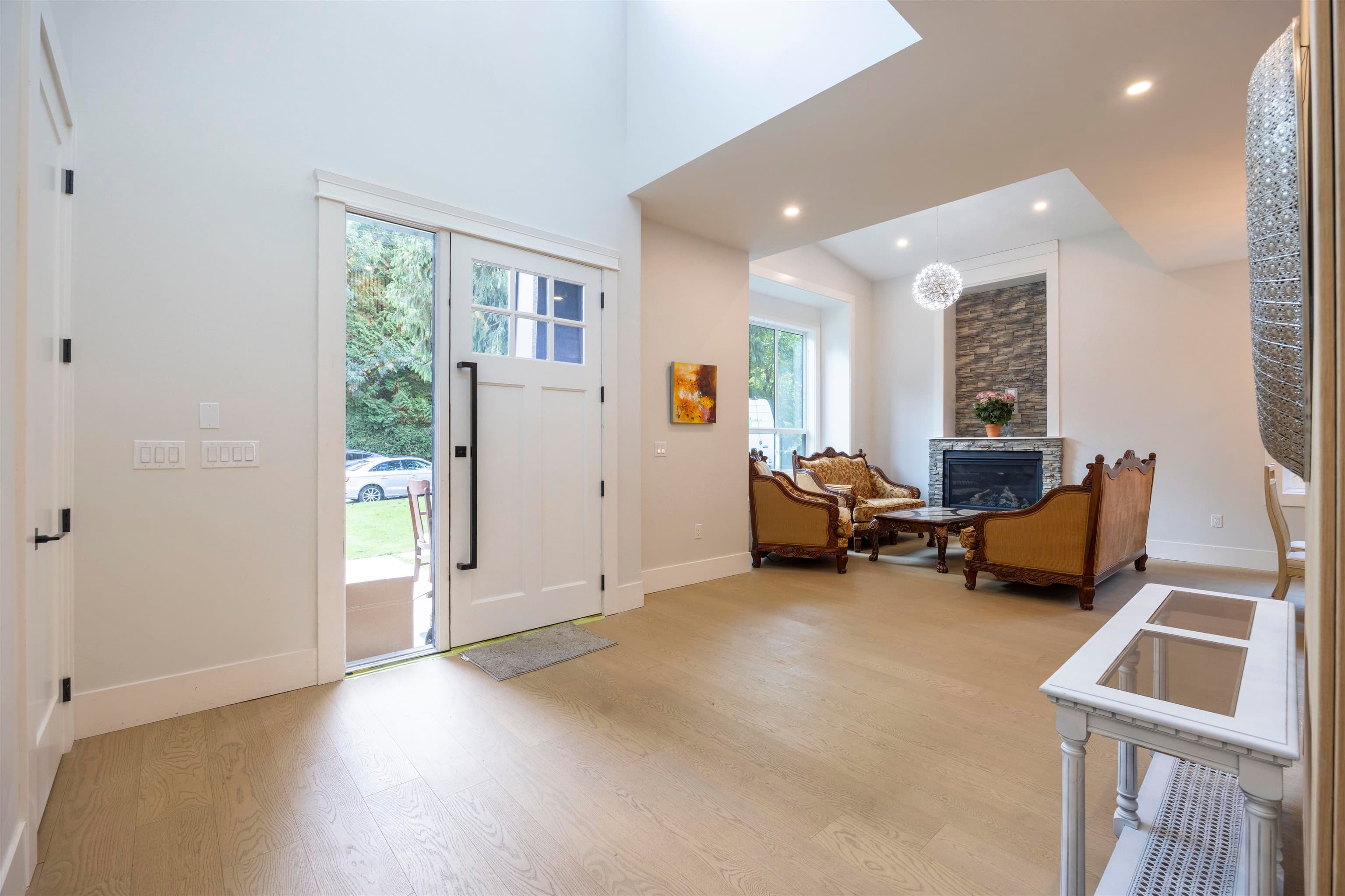 15799 Mcbeth Road, Surrey, V4A 1X9 — photo 4
