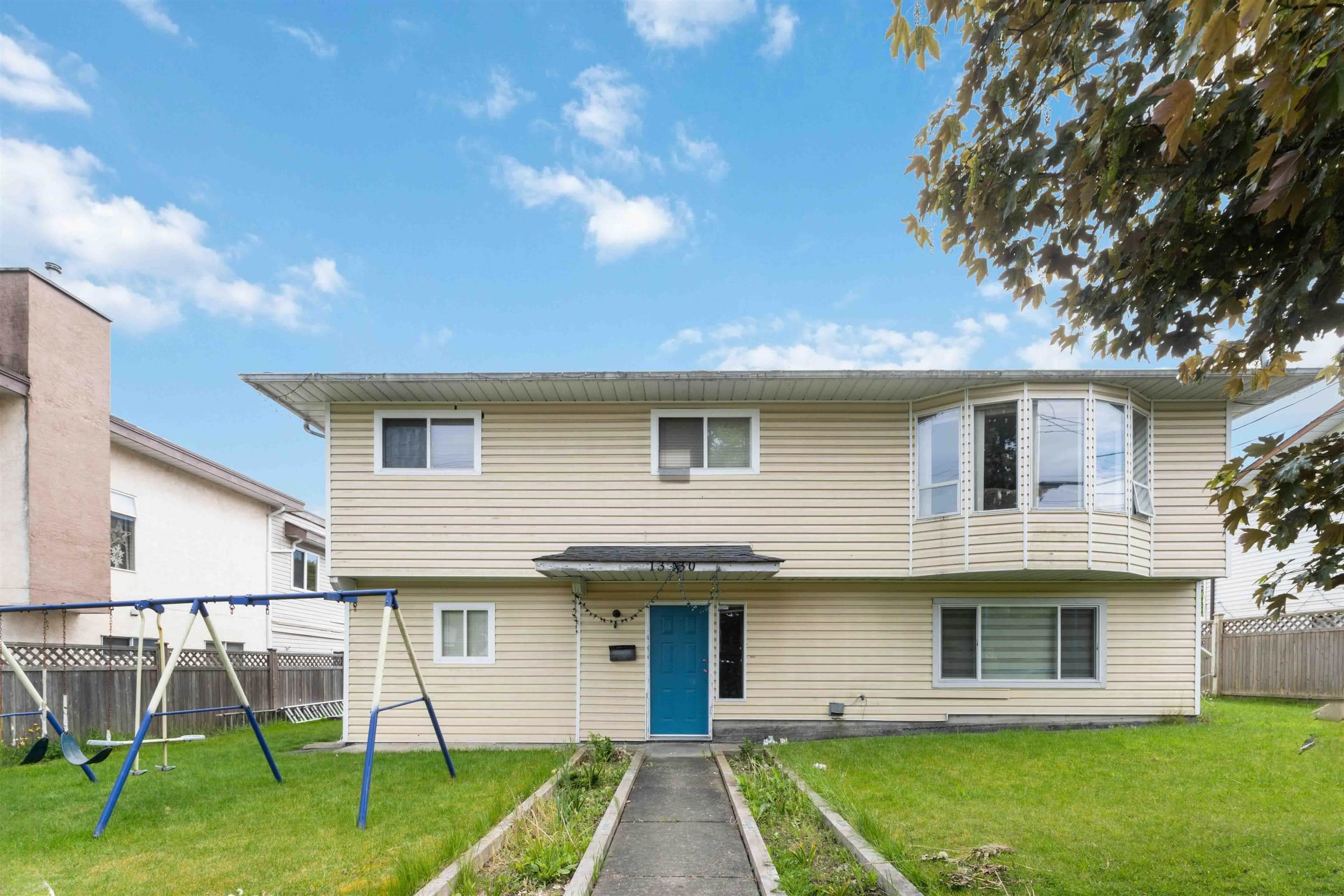 13430 64 Avenue, Surrey