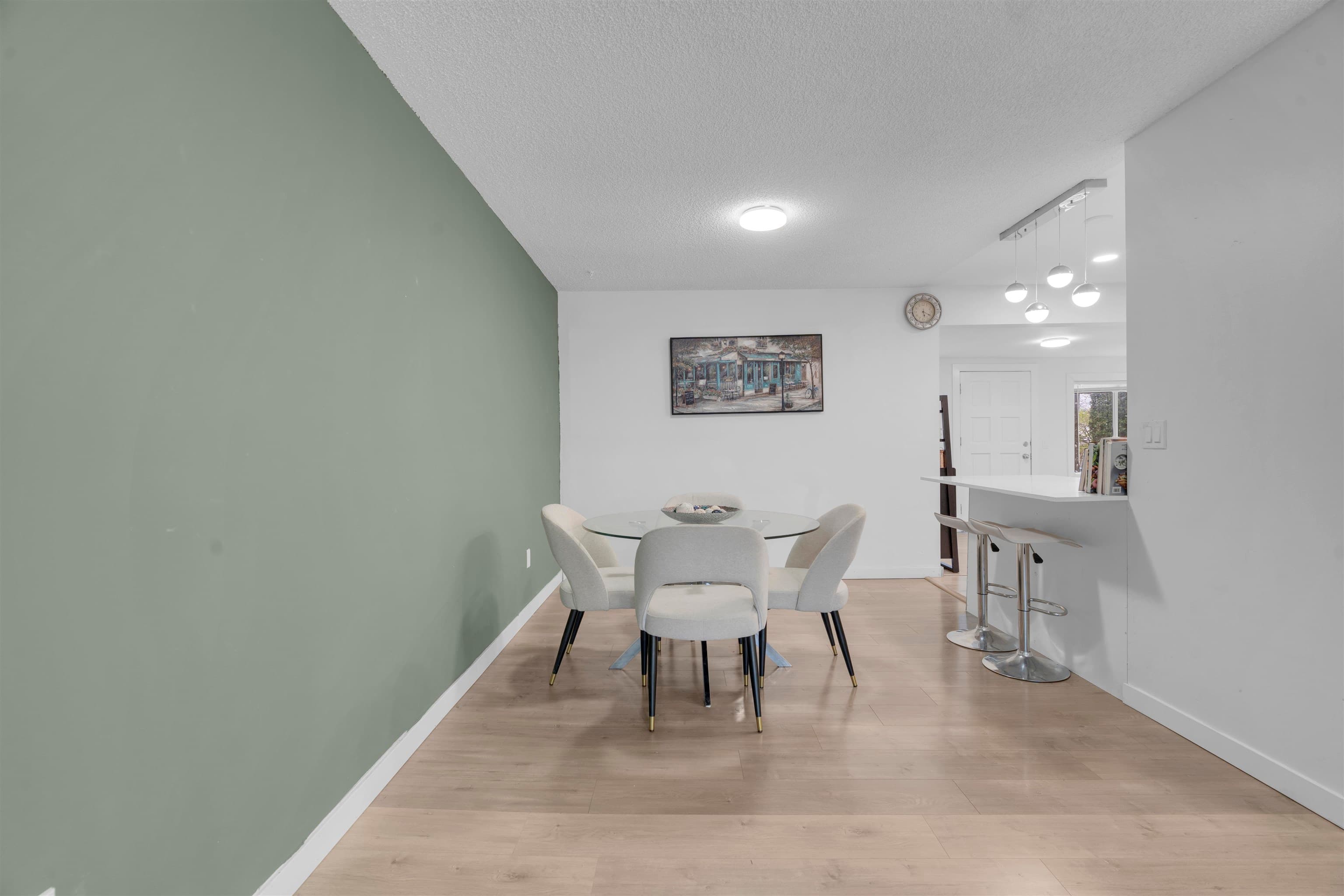 12110 Greenwell Street, Maple Ridge, V2X 7N1 — photo 5