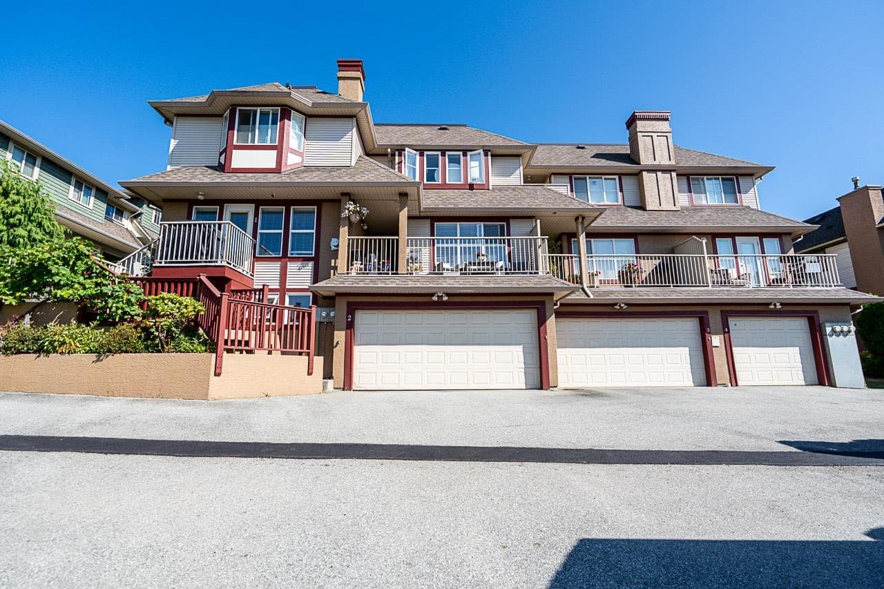 2 - 1130 Hachey Avenue, Coquitlam, V3K 2H4 — photo 2