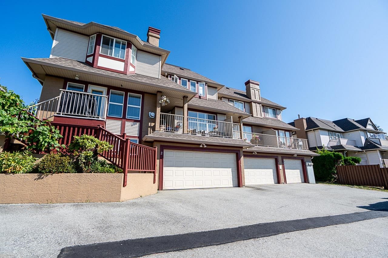 2 - 1130 Hachey Avenue, Coquitlam