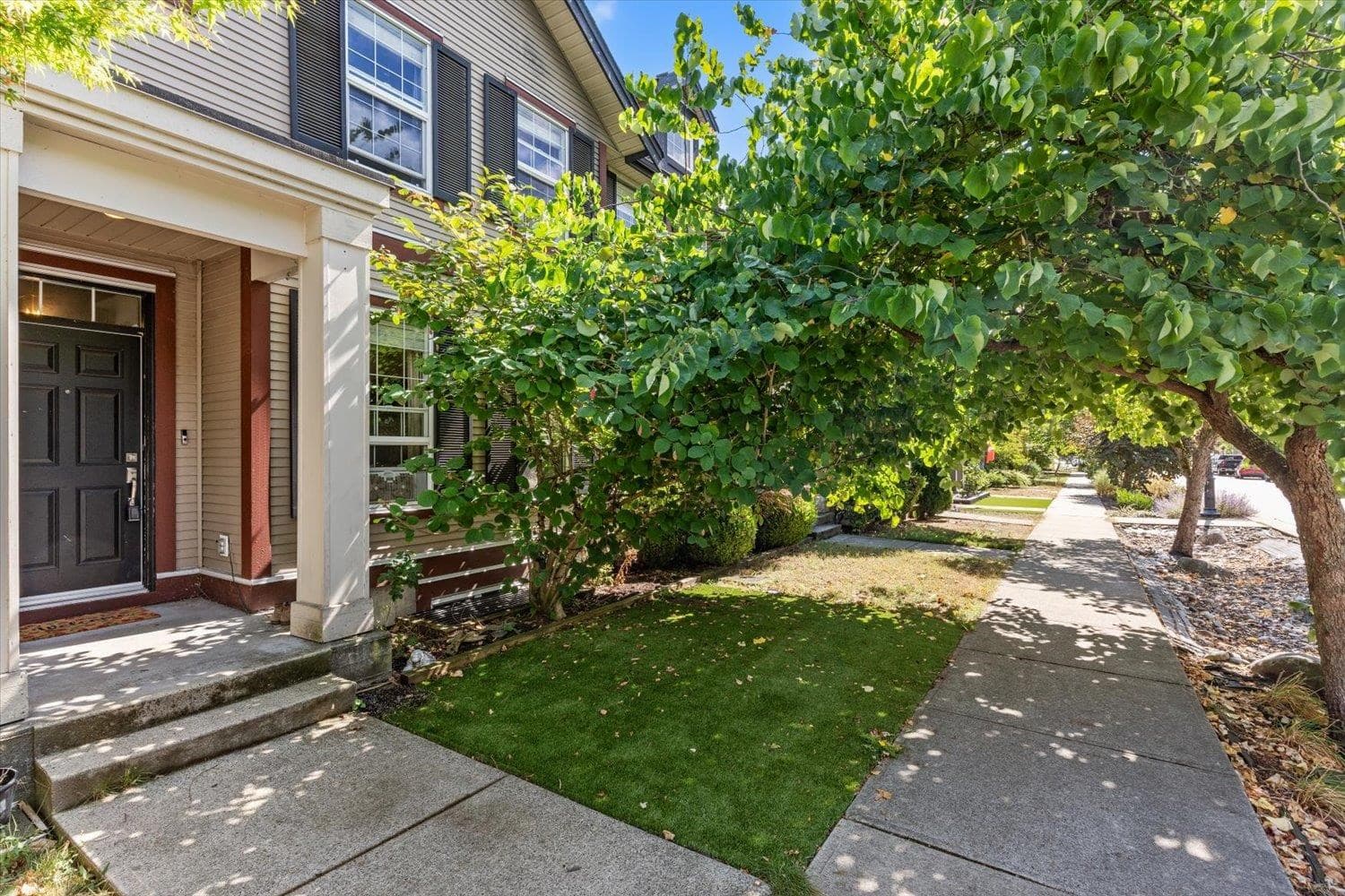 6944 208a Street, Langley, V2Y 0G1 — photo 3