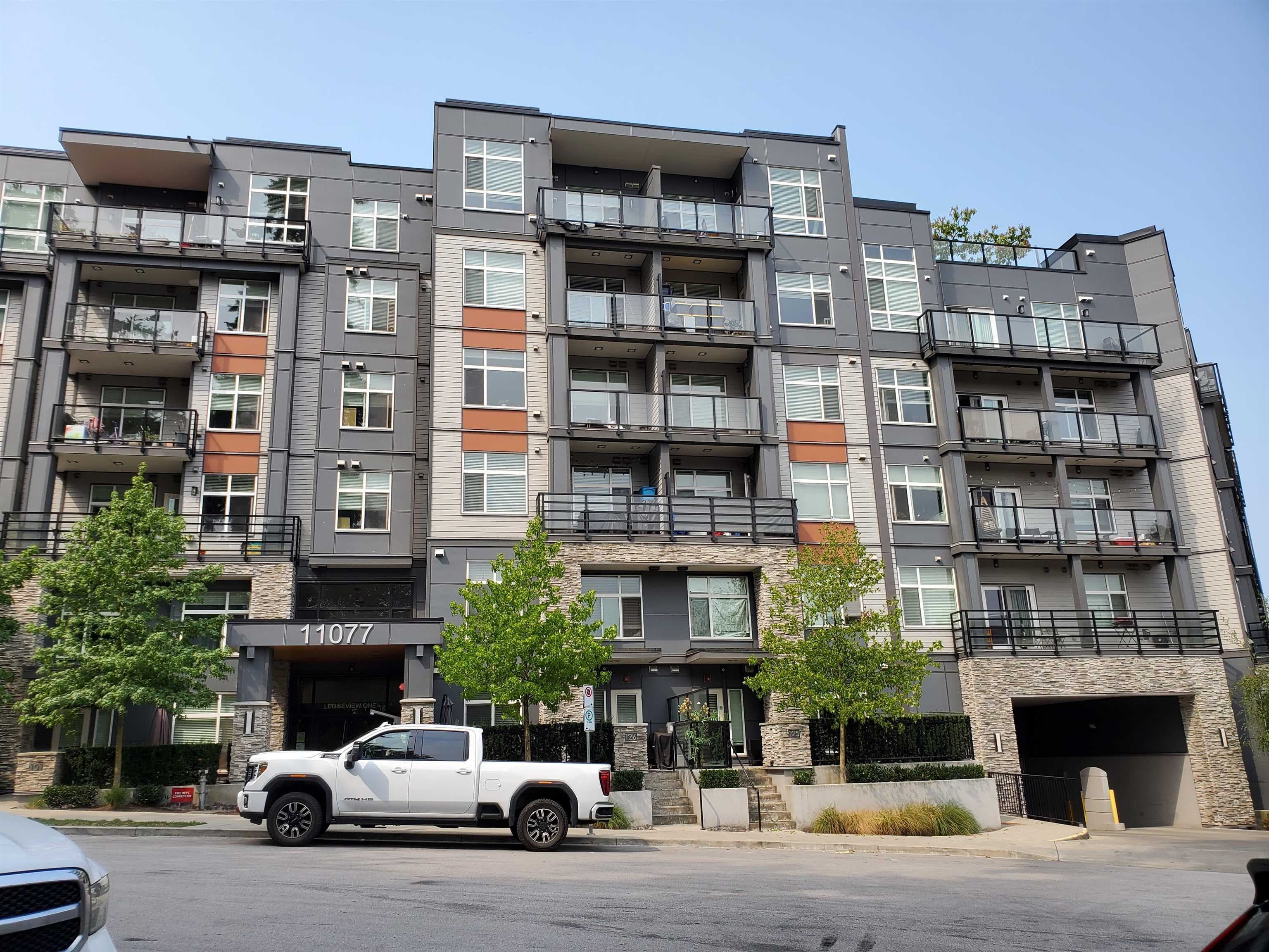 521 - 11077 Ravine Road, Surrey, V3T 0R7 — photo 1