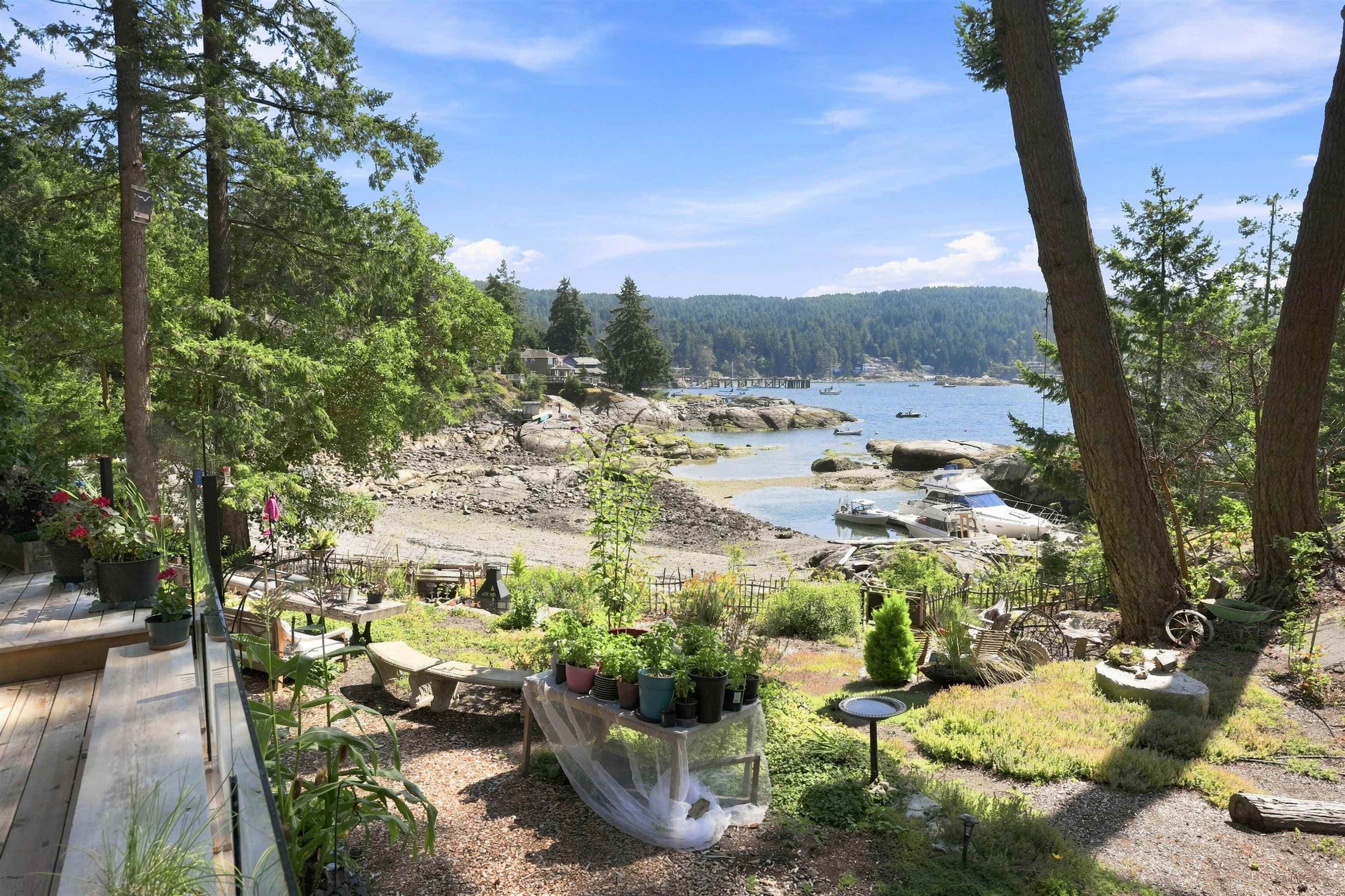 9219 Hydaway Road, Halfmoon Bay, V7Z 1B4 — photo 4