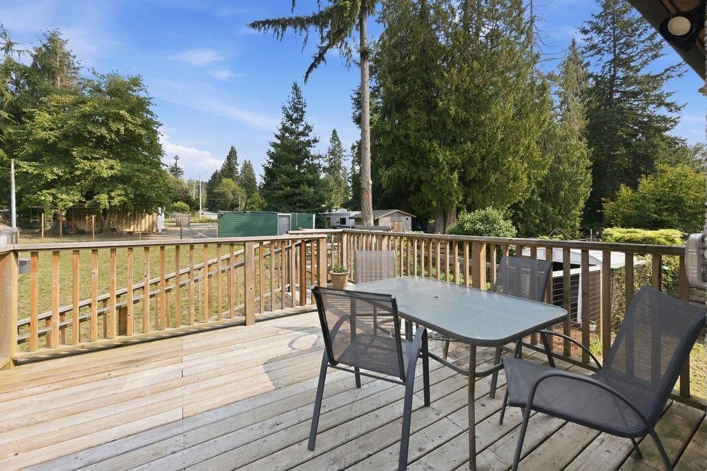1022 Rosamund Road, Gibsons, V0N 1V3 — photo 4