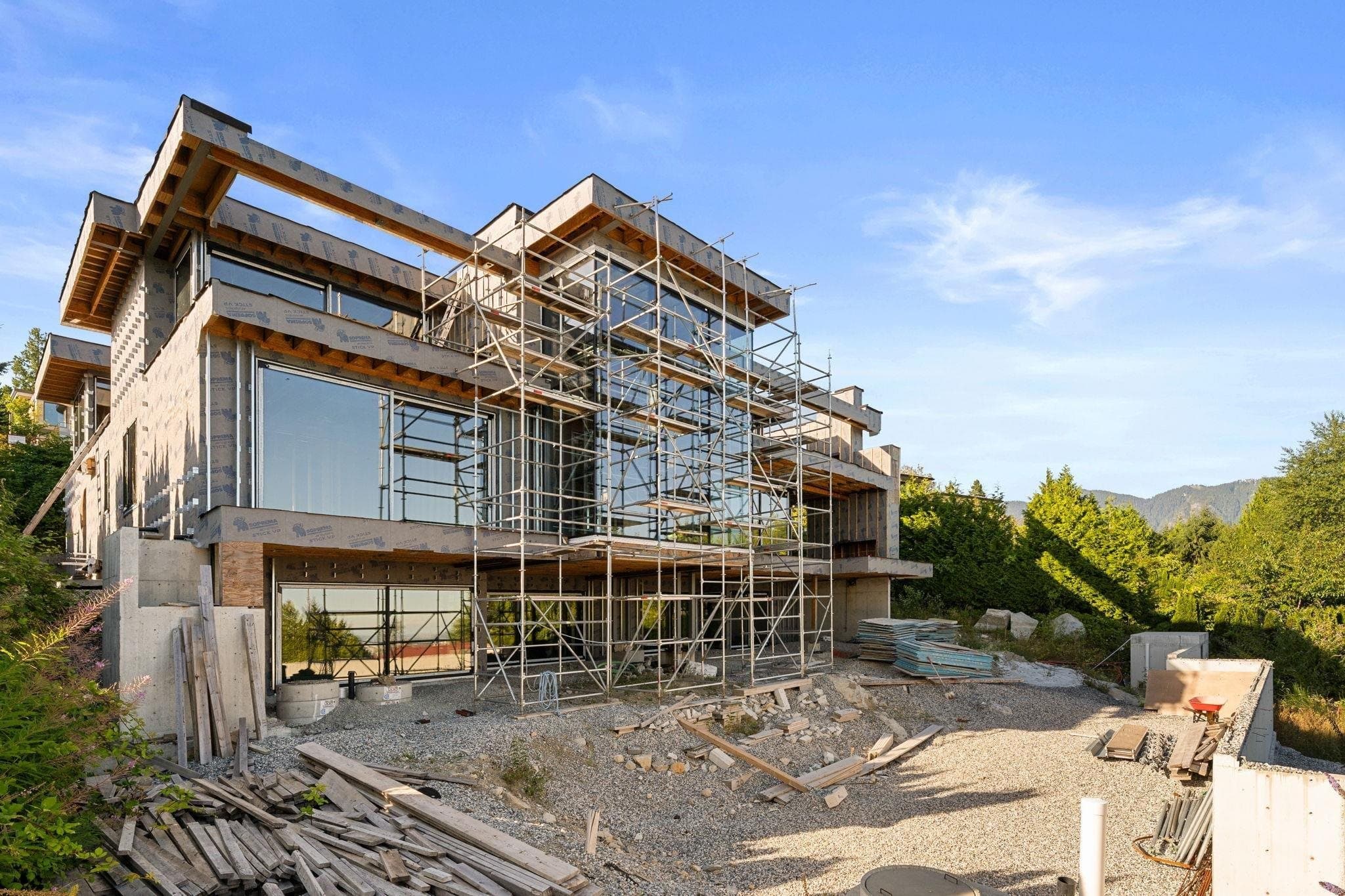 1424 Sandhurst Place, West Vancouver, V7S 2P3 — photo 2