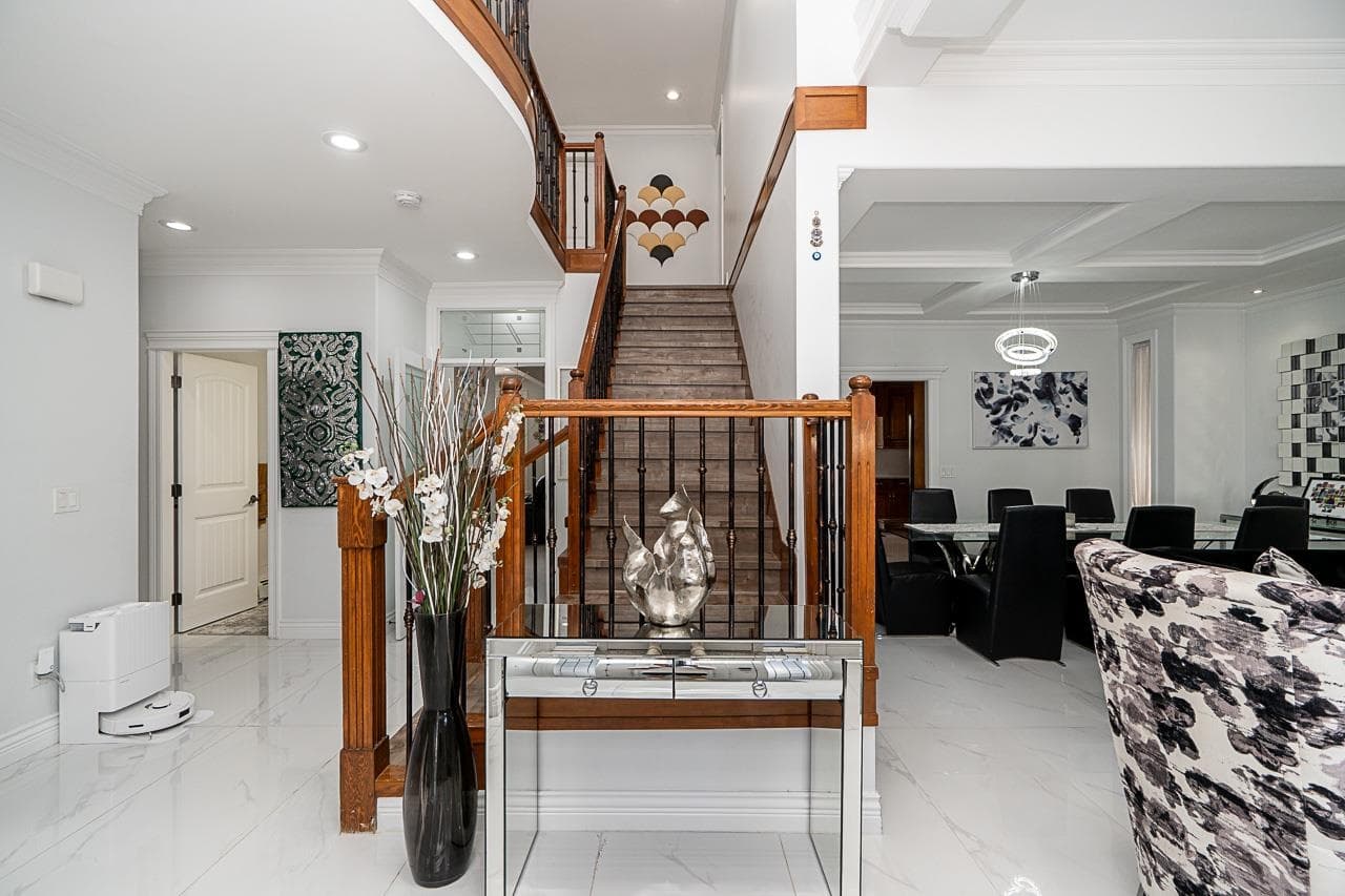 14836 68 Avenue, Surrey, V3S 2B5 — photo 3