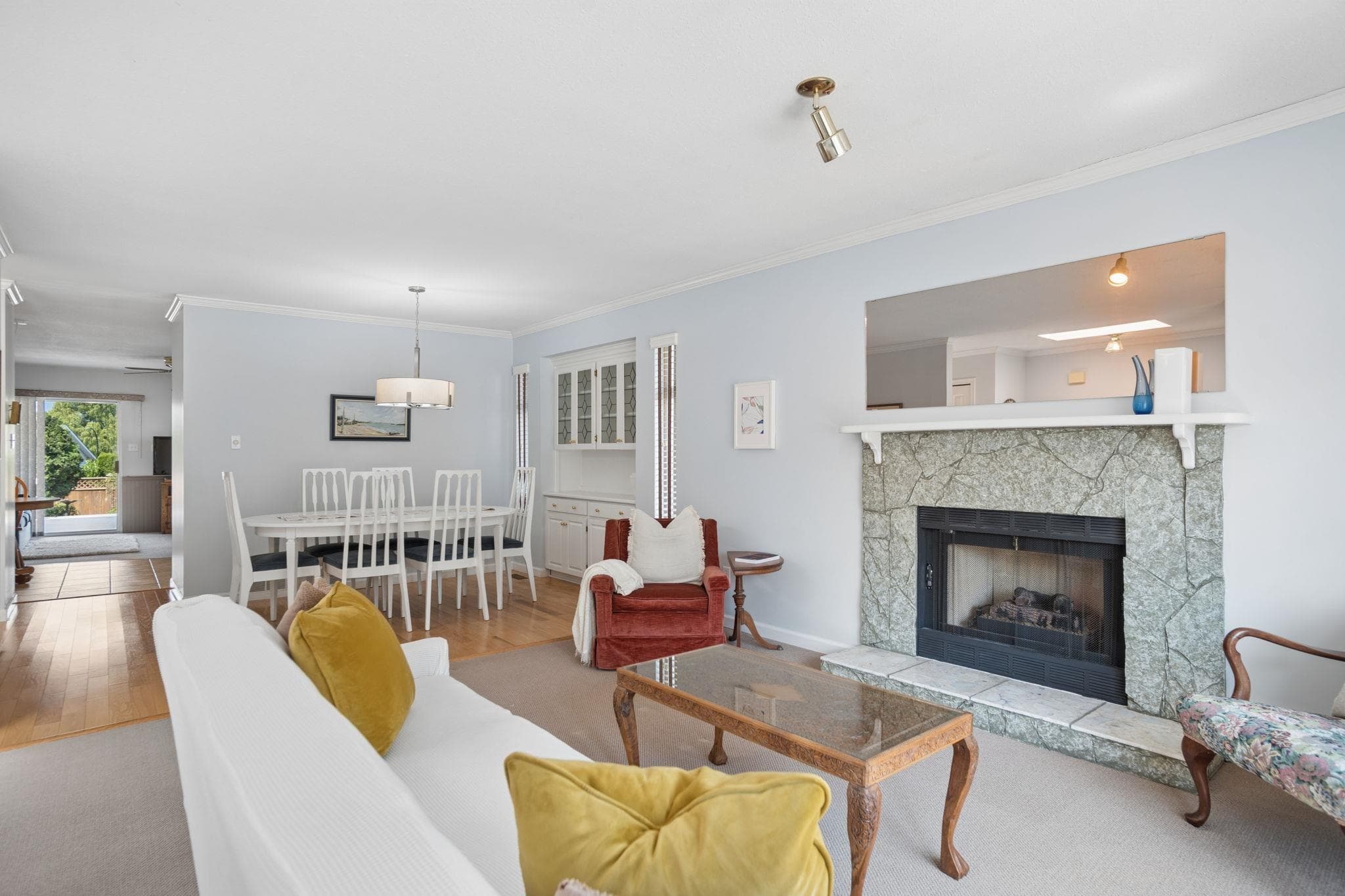 22867 Reid Avenue, Maple Ridge, V2X 9X1 — photo 5