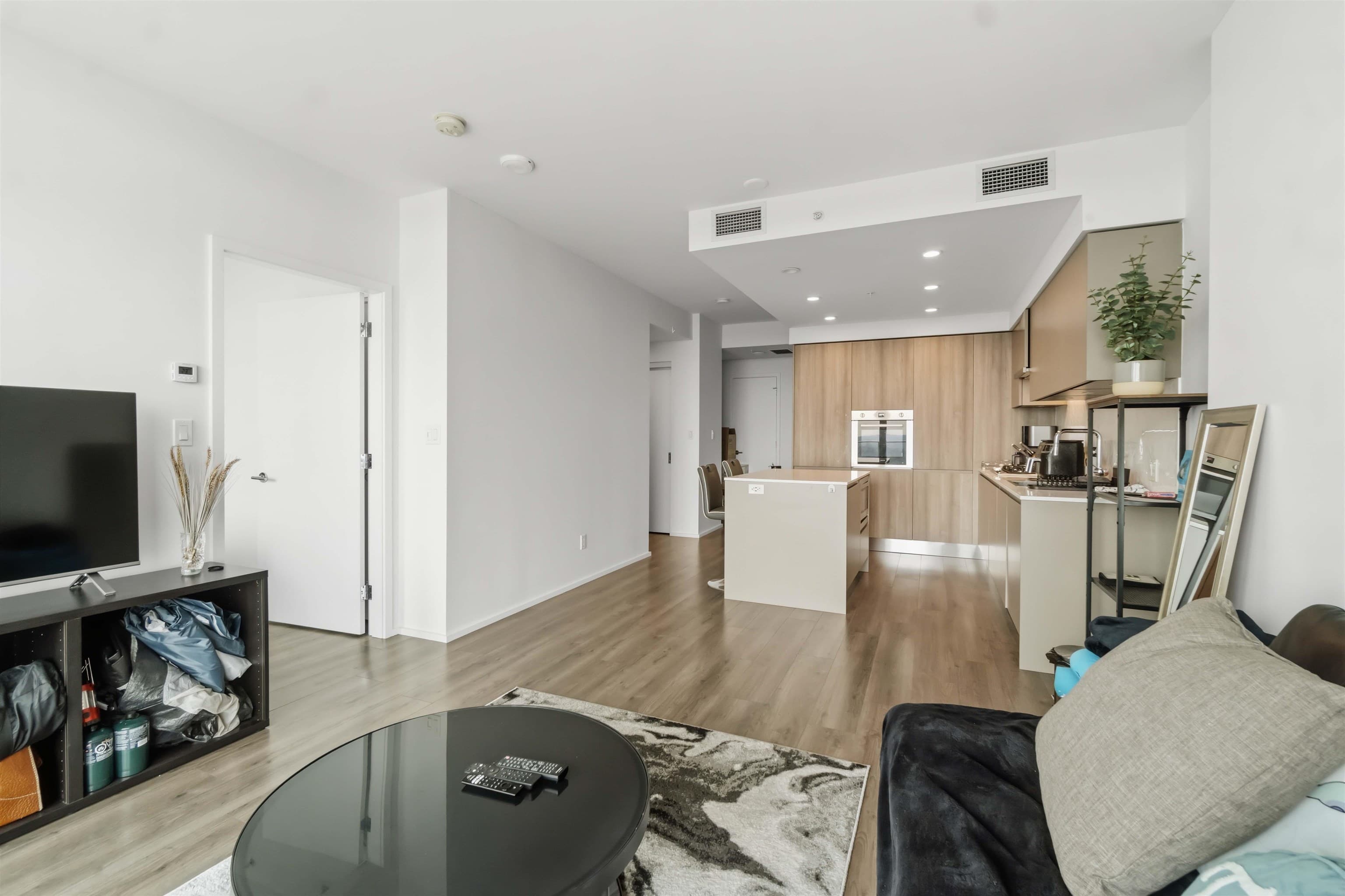 26xx - 3833 Evergreen Place, Burnaby, V3J 0M2 — photo 2