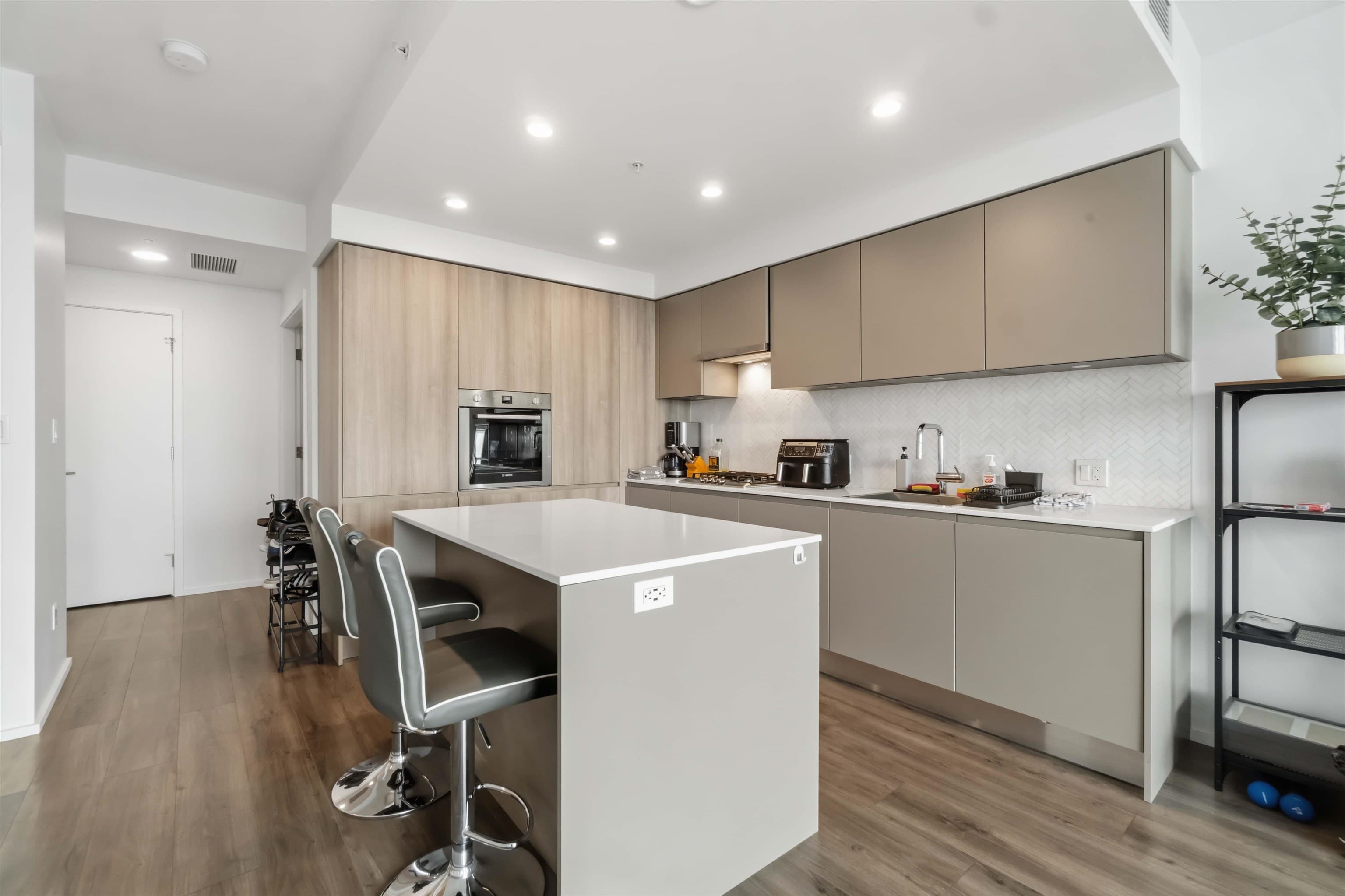 26xx - 3833 Evergreen Place, Burnaby, V3J 0M2 — photo 4