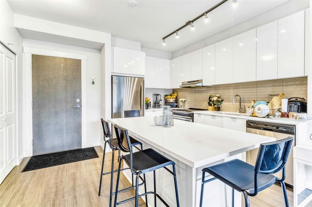 305 - 31158 Westridge Place, Abbotsford, V2T 0K5 — photo 3