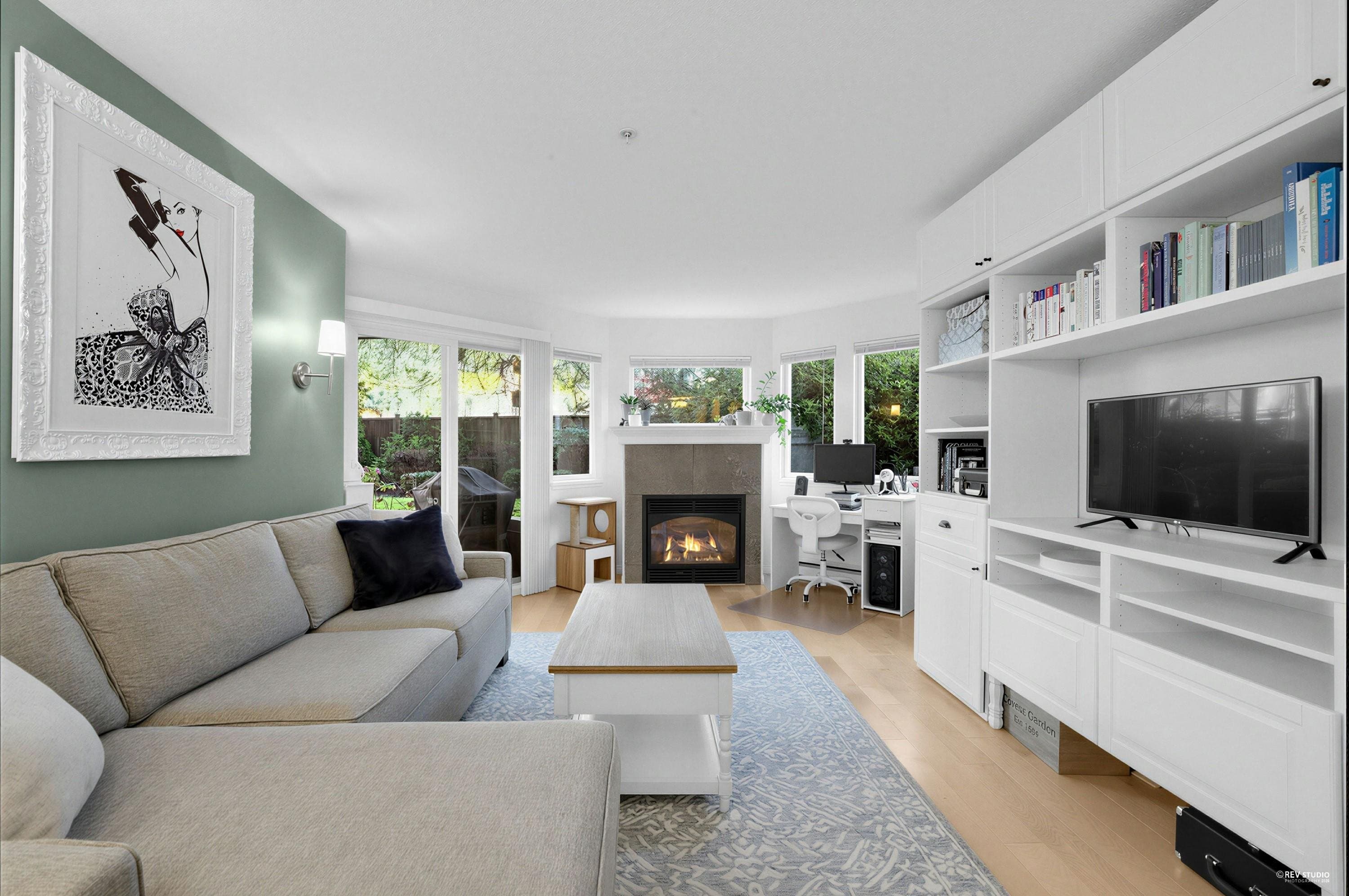211 - 7139 18th Avenue, Burnaby, V3N 4Z3 — photo 2