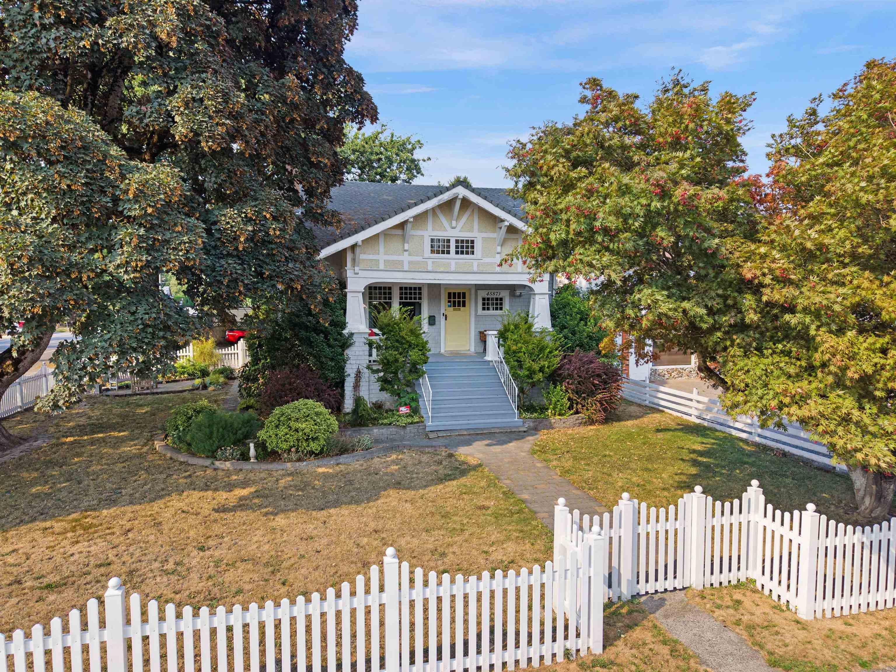 45873 Reece Avenue, Chilliwack, V2P 2Z3 — photo 1