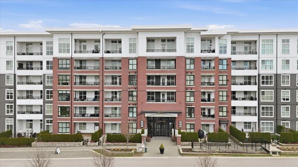 C121 - 8150 207 Street, Langley