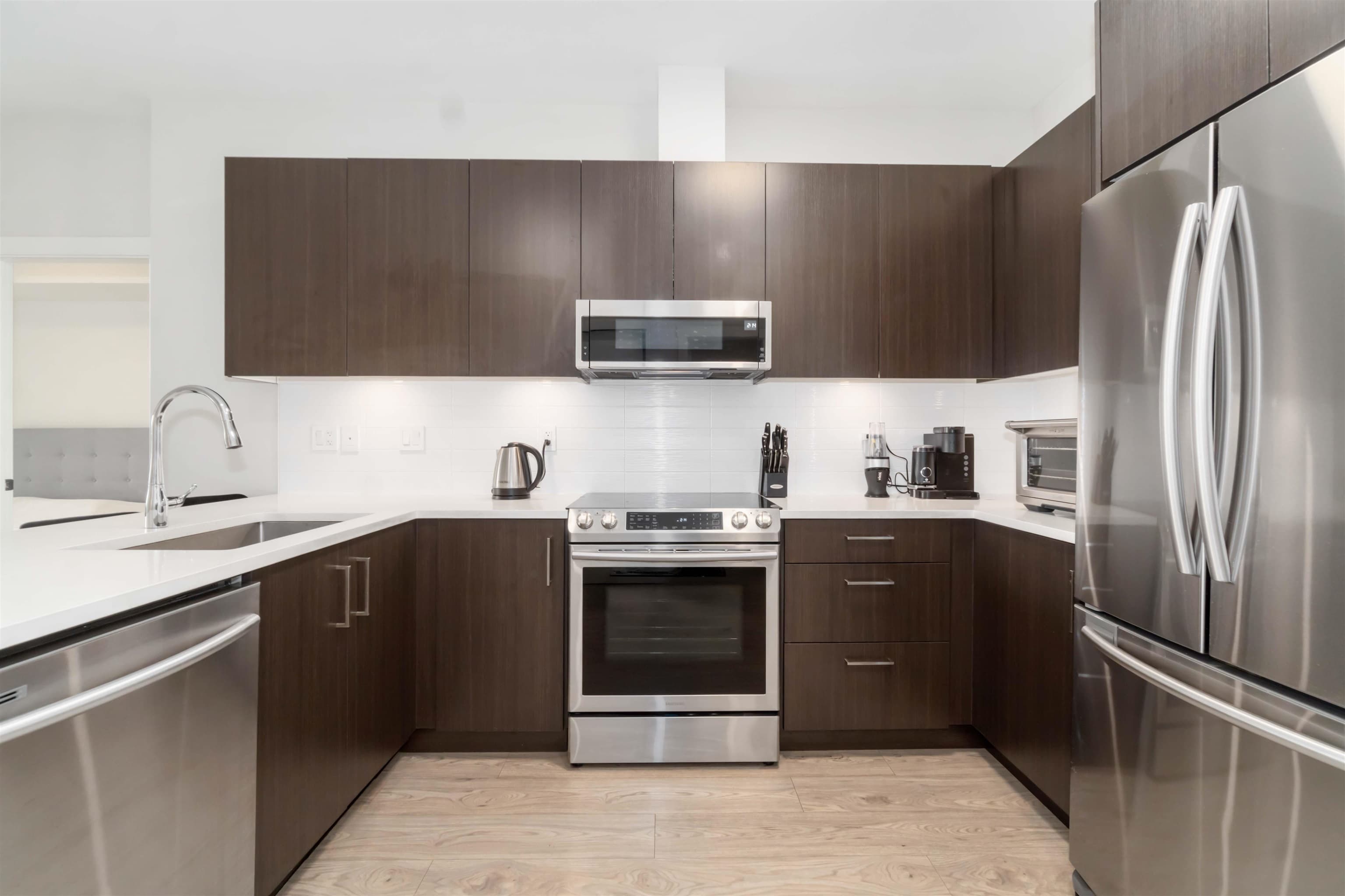 409 - 1633 Tatlow Avenue, North Vancouver, V7P 2Z8 — photo 4
