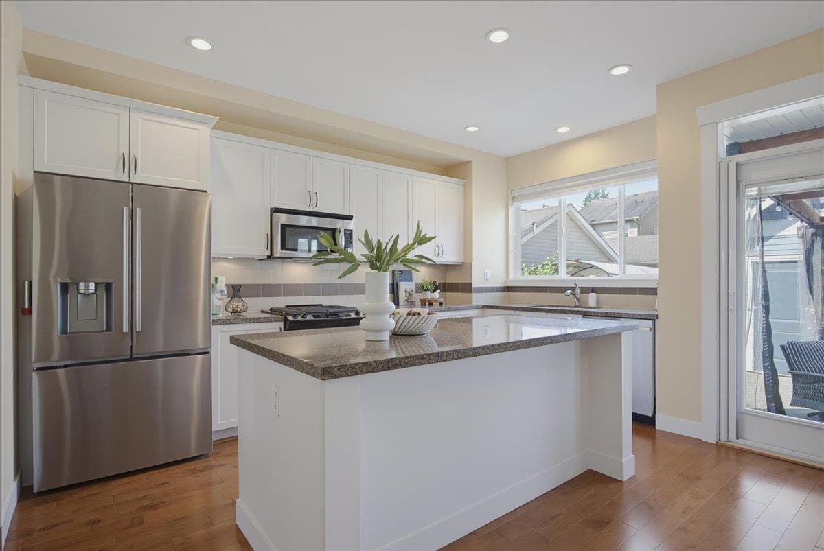 321 172a Street, Surrey, V3Z 9P7 — photo 4