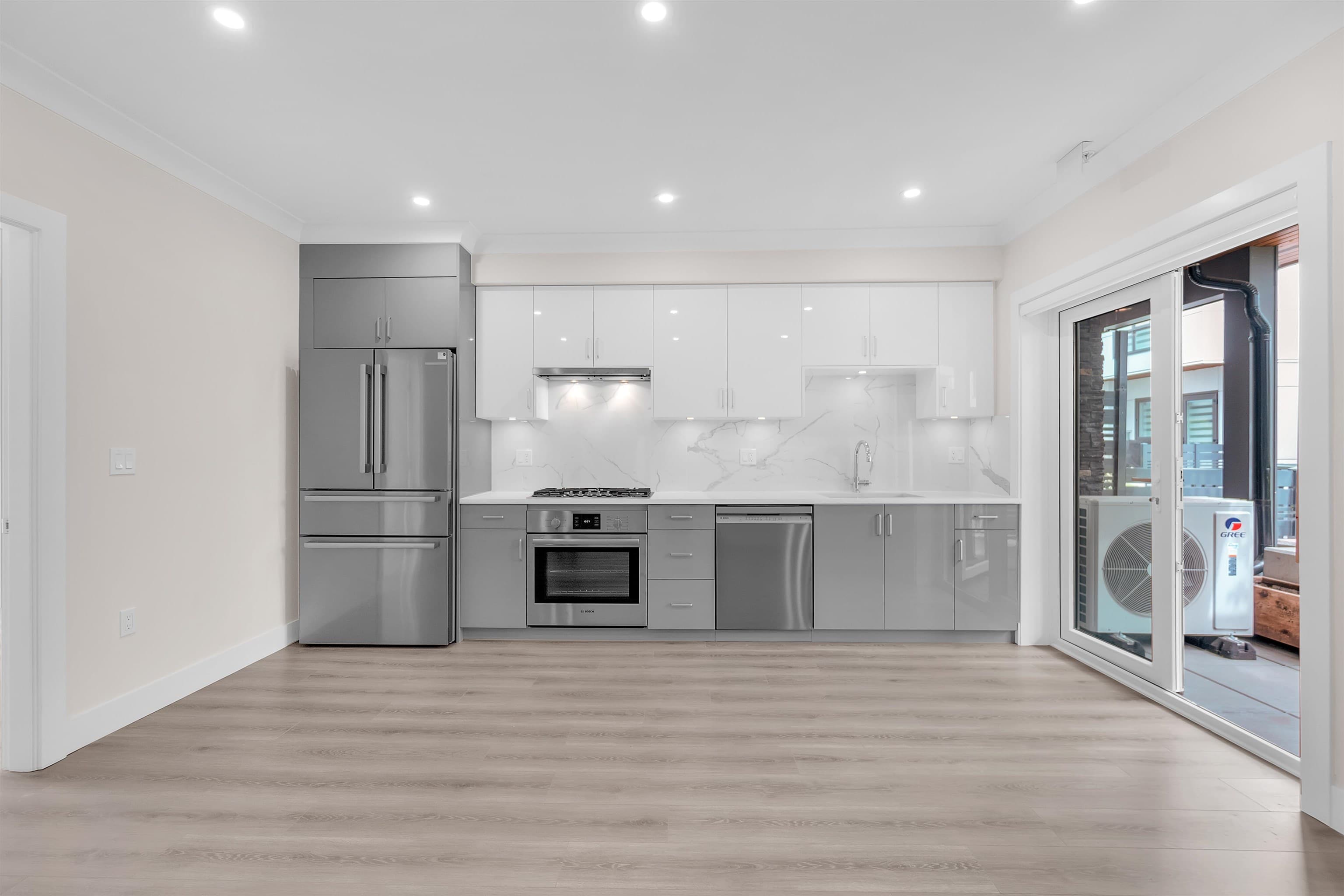 8327 French Street, Vancouver, V6P 0L7 — photo 5