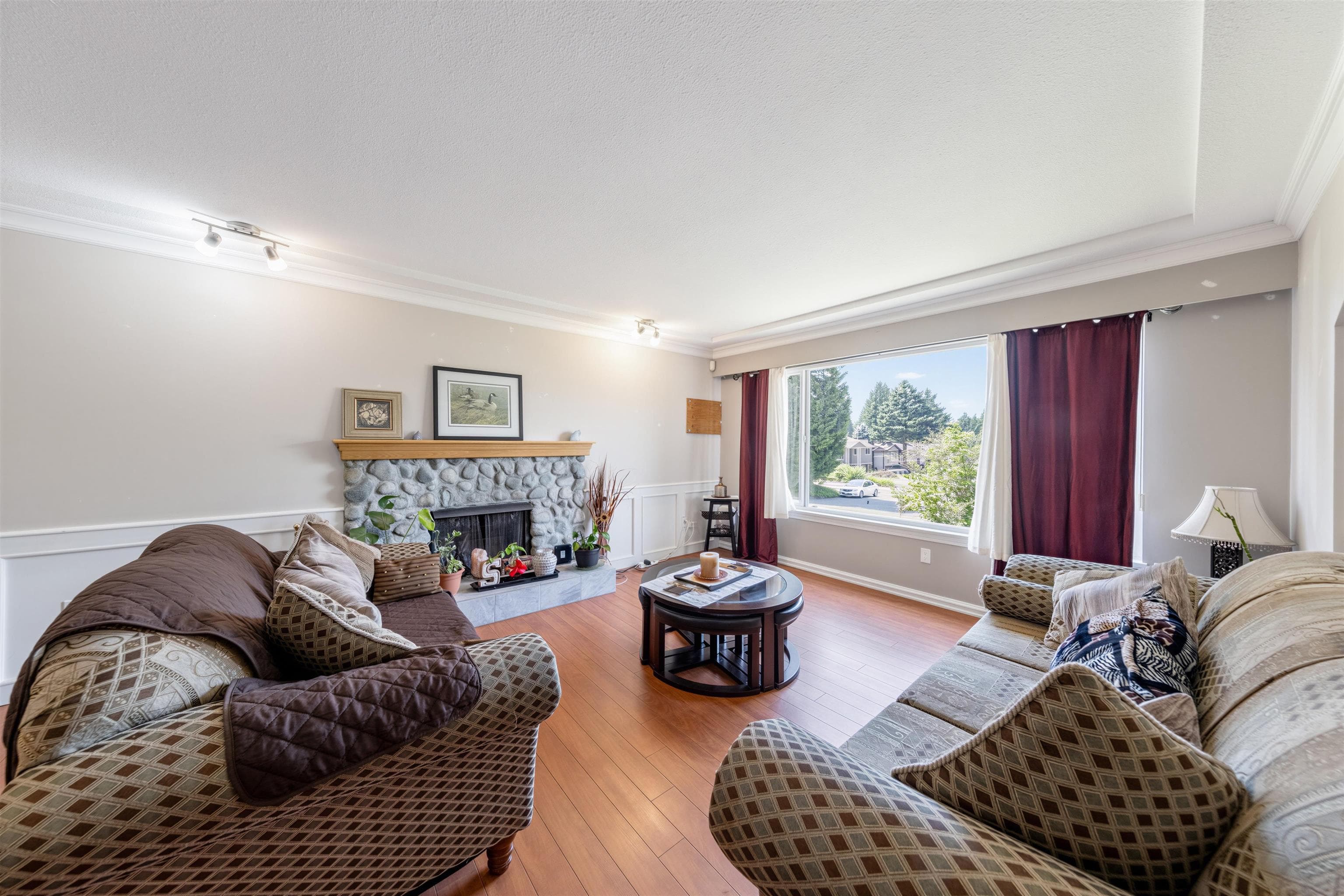 11914 212 Street, Maple Ridge, V2X 7X1 — photo 4