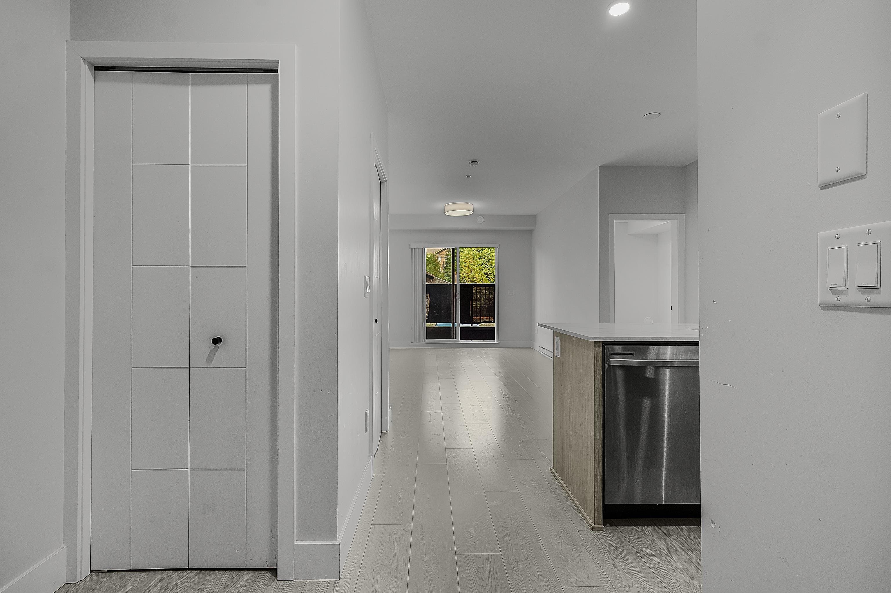 110 - 5486 199a Street, Langley, V3A 0N6 — photo 2