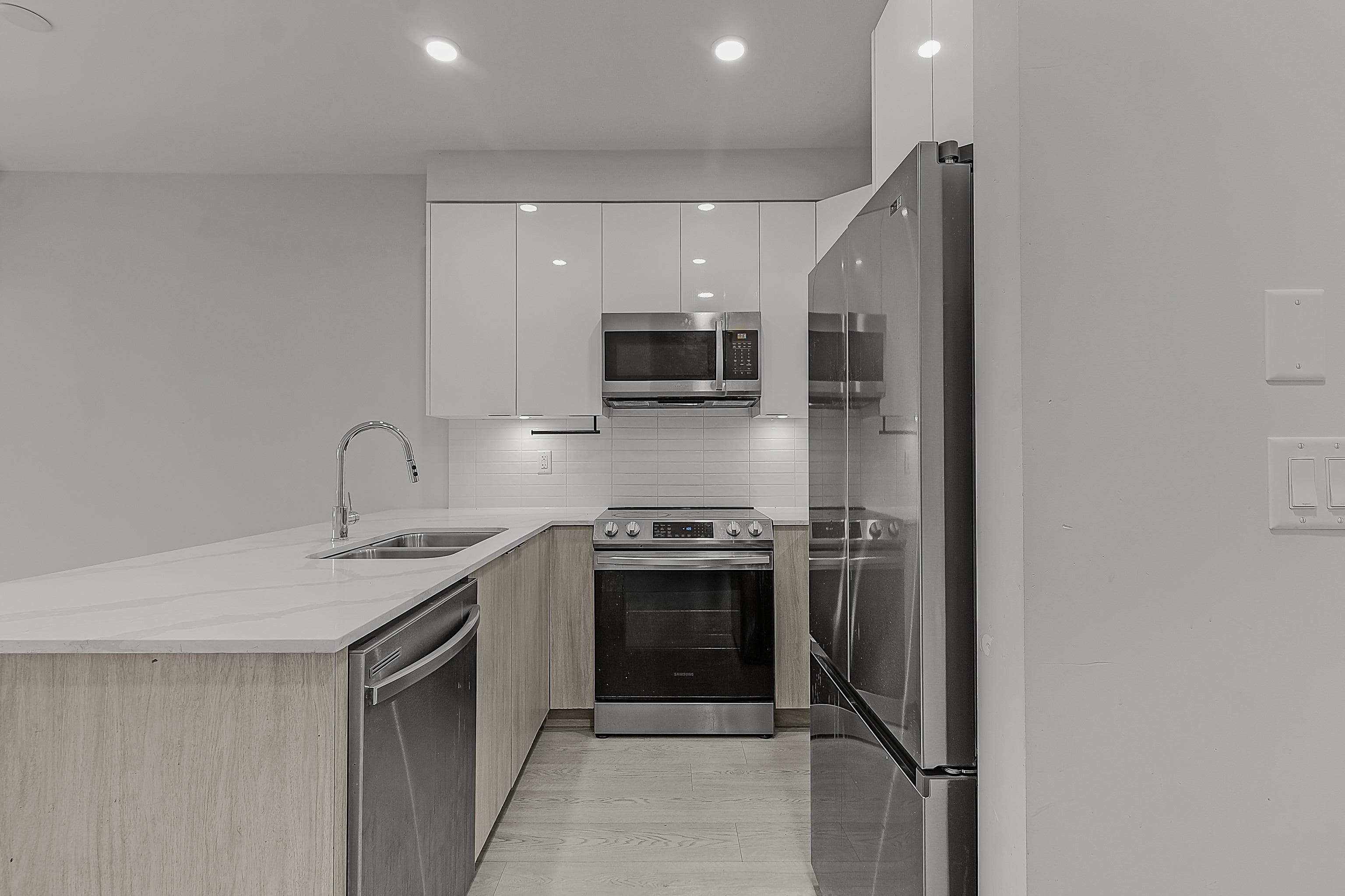 110 - 5486 199a Street, Langley, V3A 0N6 — photo 4