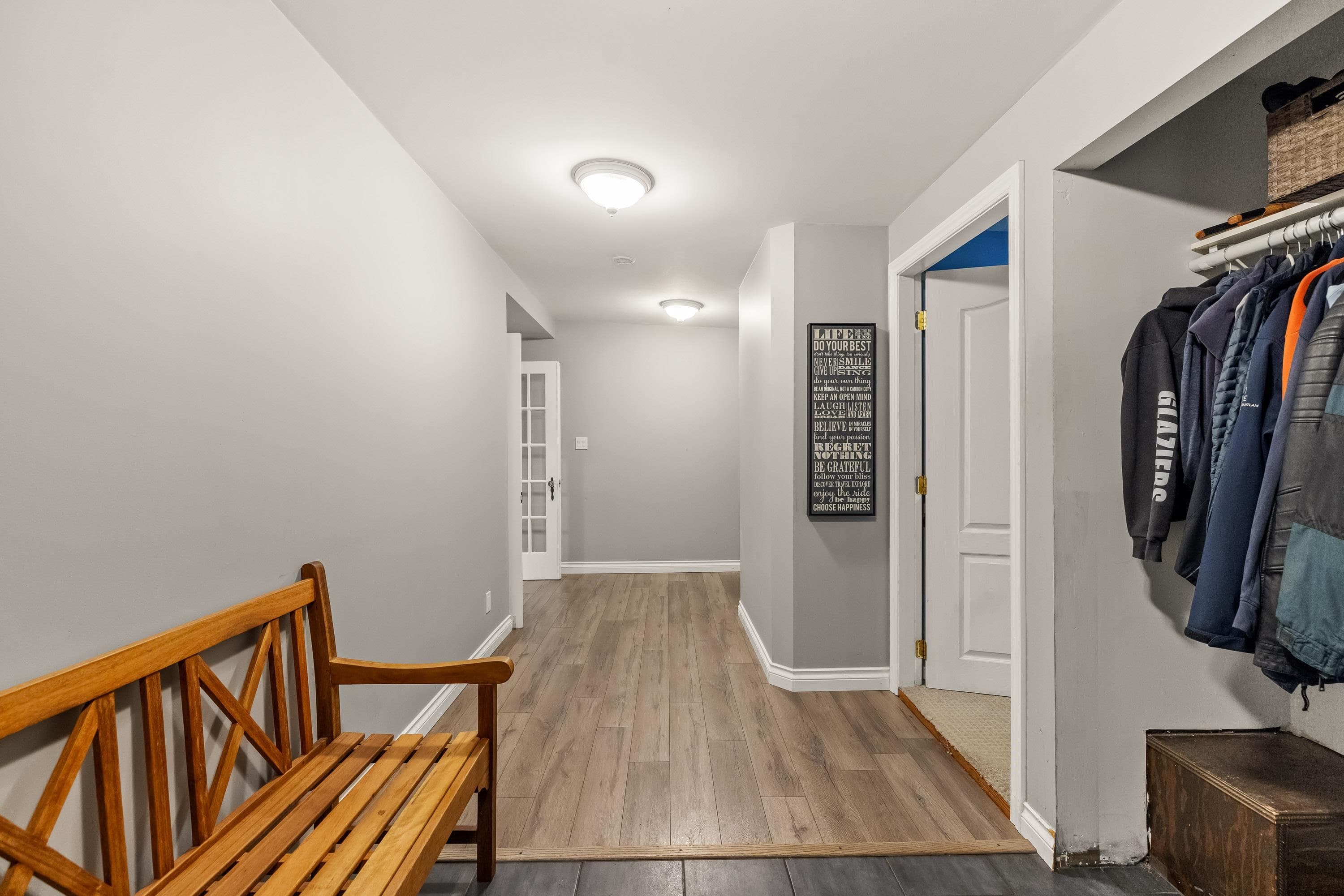 1908 Warwick Crescent, Port Coquitlam, V3C 1L8 — photo 3