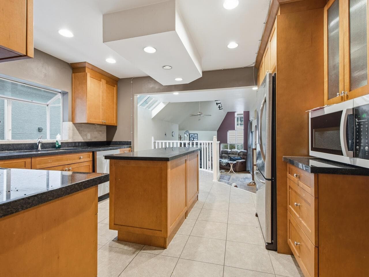 4154 Mcgill Street, Burnaby, V5C 1M8 — photo 4