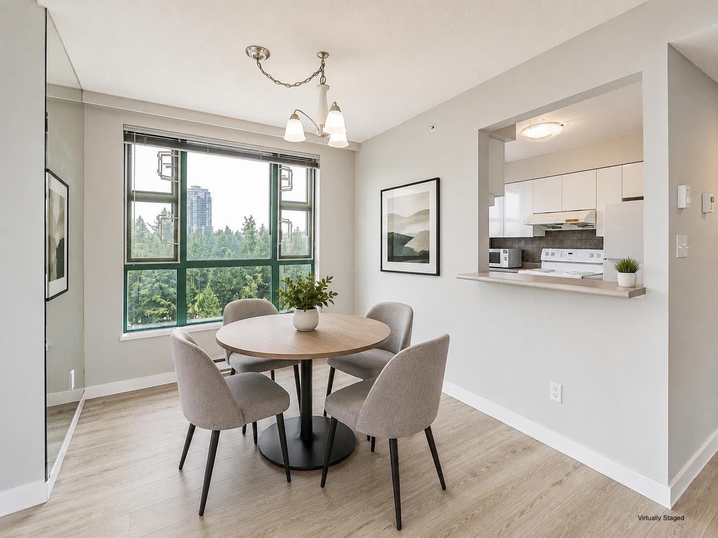 1704 - 3071 Glen Drive, Coquitlam, V3B 7R1 — photo 3