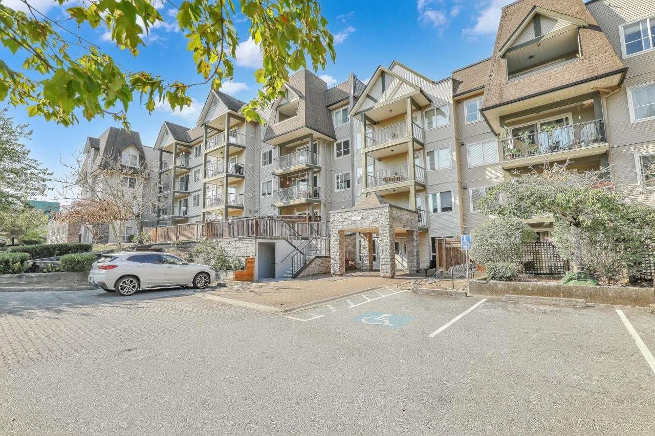 419 - 12083 92a Avenue, Surrey, V3V 8C8 — photo 3