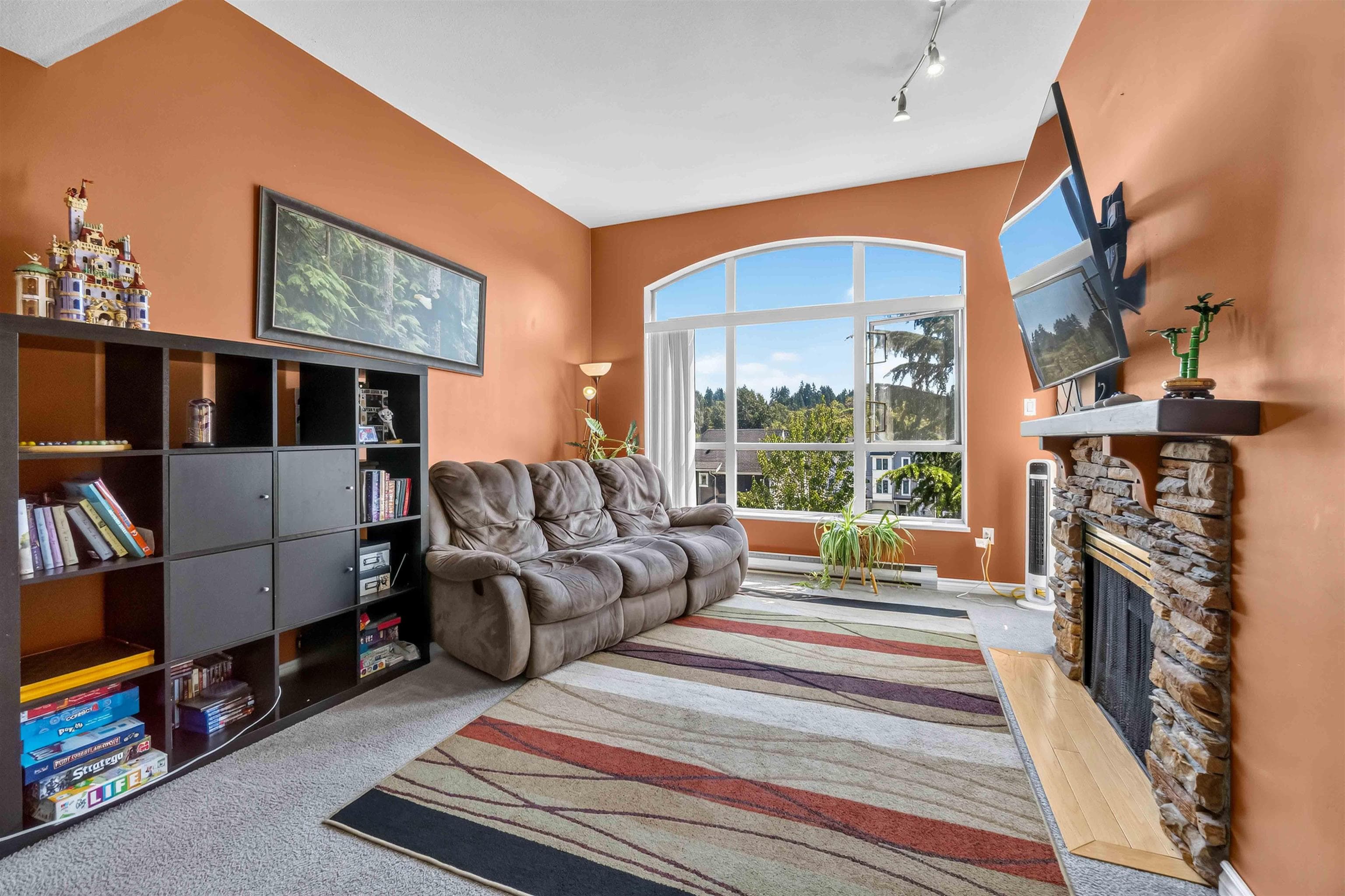 422 - 2551 Parkview Lane, Port Coquitlam, V3C 6J8 — photo 3