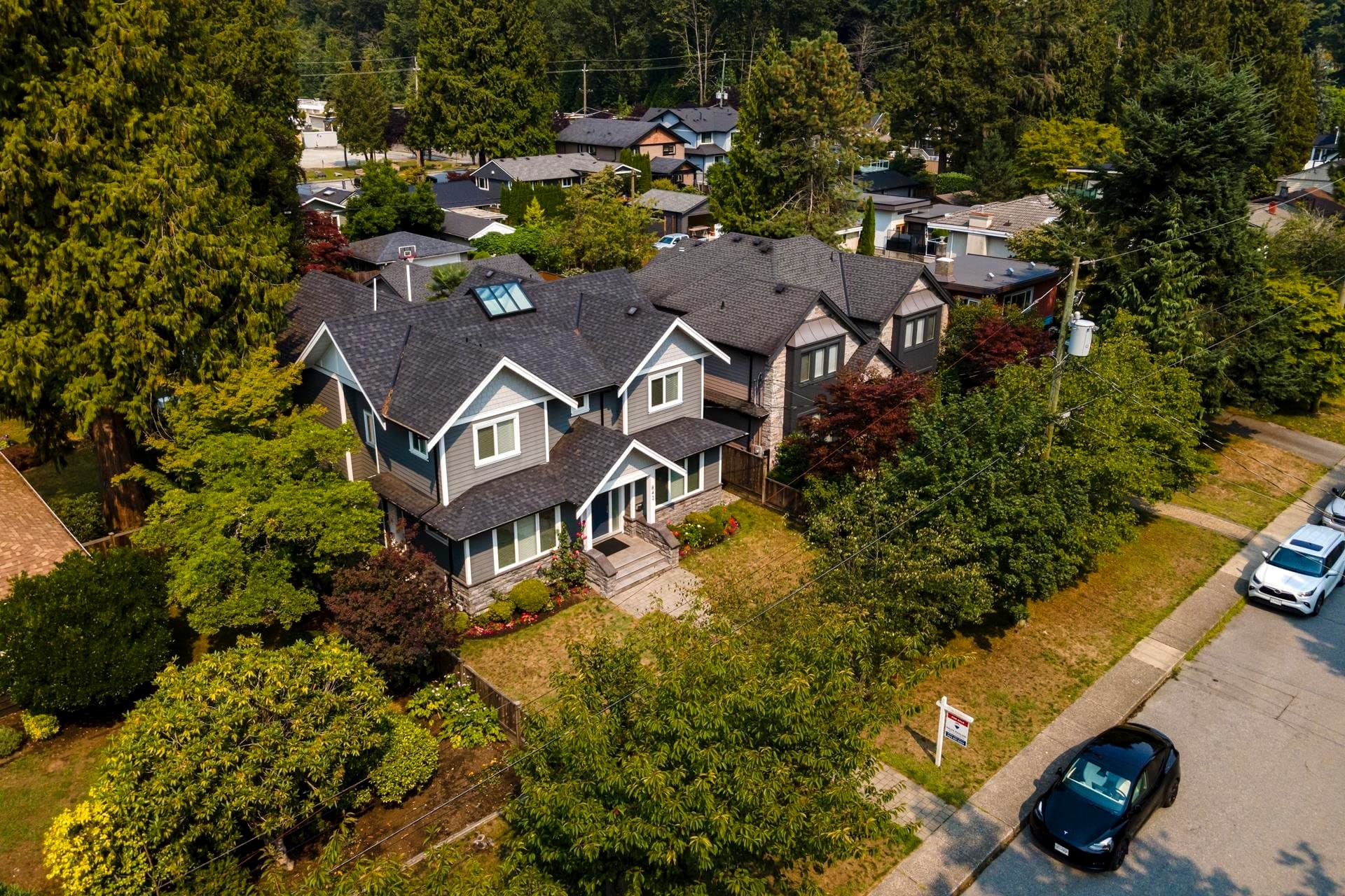 842 W 20th Street, North Vancouver, V7P 2B4 — photo 2