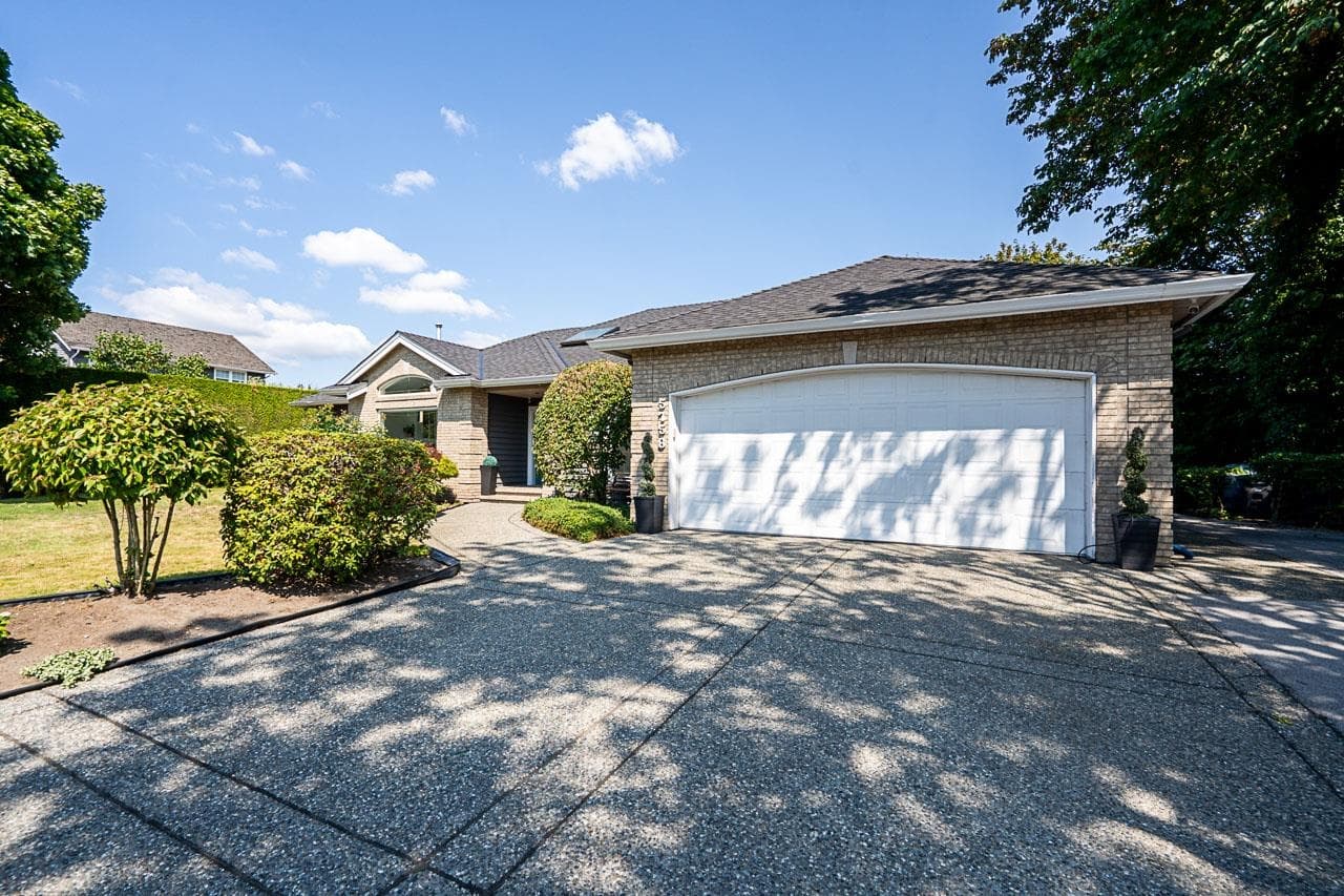 5758 W Kettle Crescent, Surrey, V3S 8R6 — photo 3