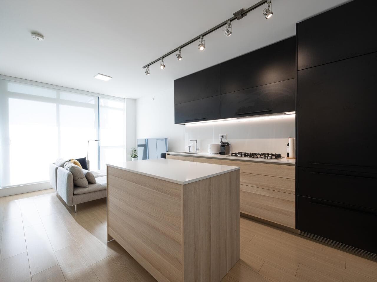 807 - 4488 Juneau Street, Burnaby, V5C 0M4 — photo 4