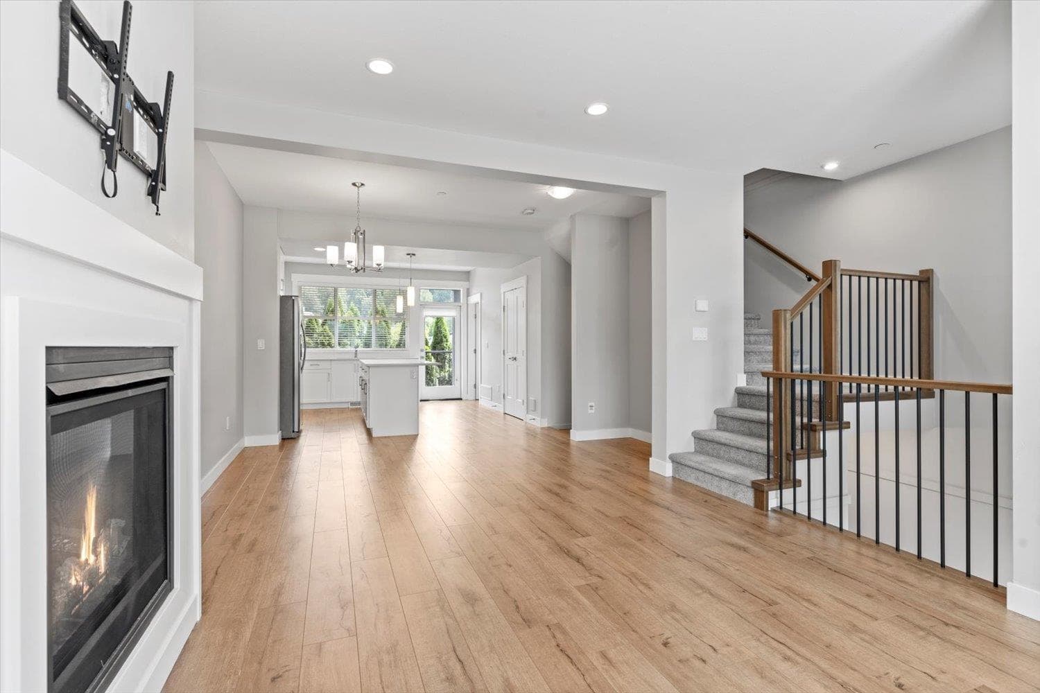 11 - 6029 Promontory Road, Chilliwack, V2R 6B1 — photo 4