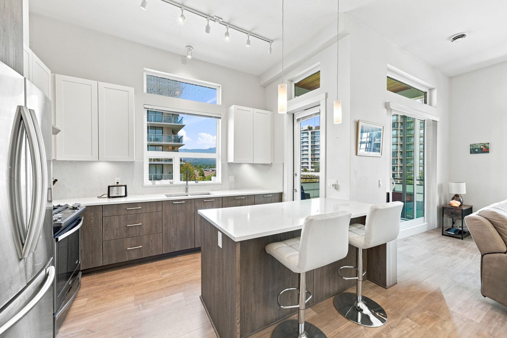 606 - 123 W 1st Street, North Vancouver, V7M 0E5 — photo 2