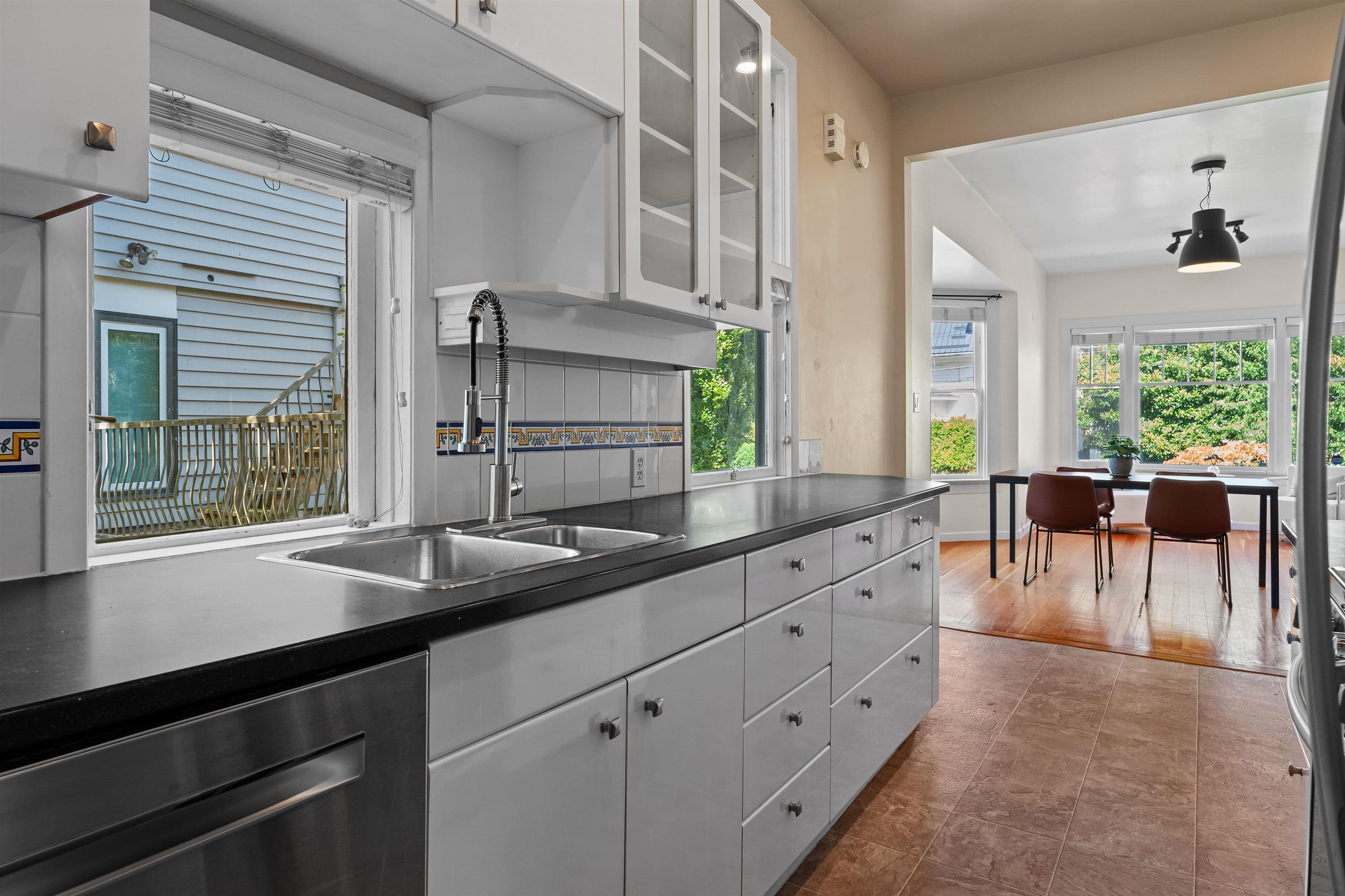 2656 W 3rd Avenue, Vancouver, V6K 1M3 — photo 4