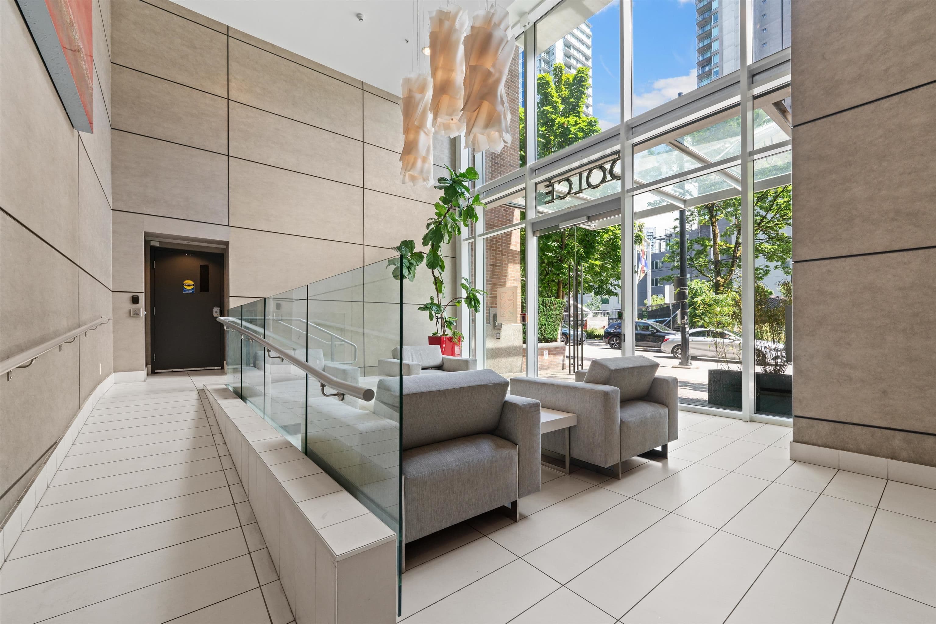 1205 - 565 Smithe Street, Vancouver, V6B 0E4 — photo 5