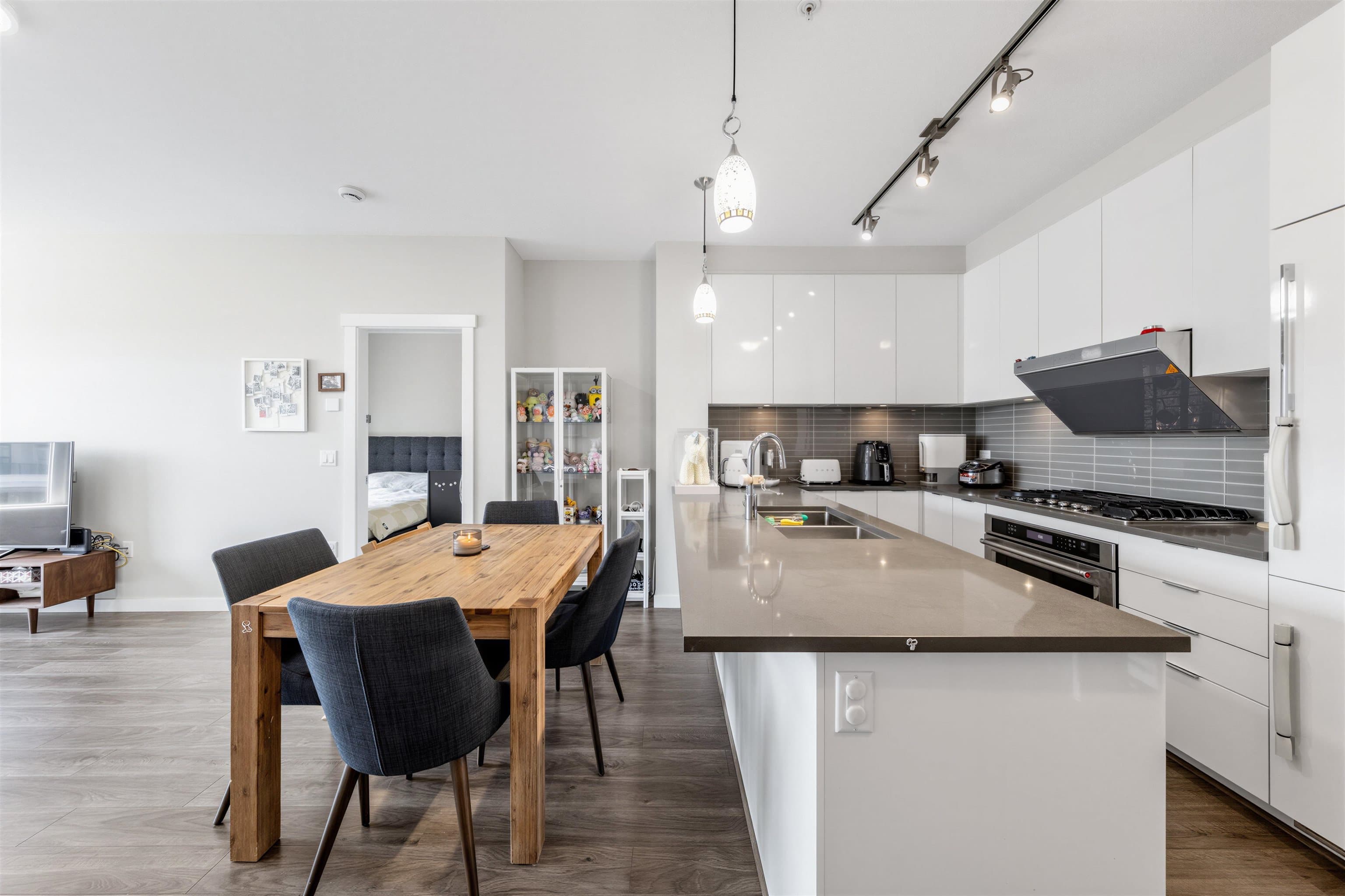 418 - 9388 Tomicki Avenue, Richmond, V6X 0P1 — photo 5