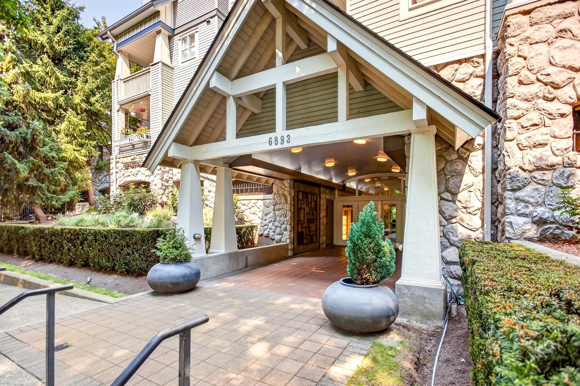 210 - 6893 Prenter Street, Burnaby, V5E 4L3 — photo 2