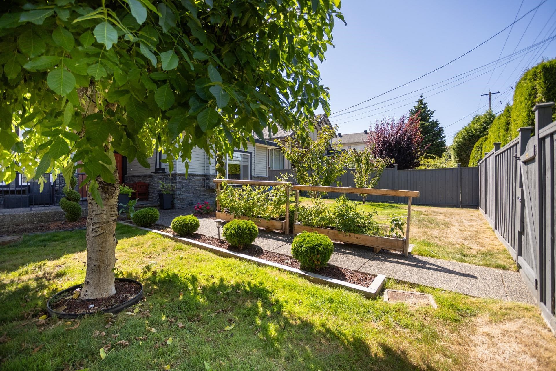 13486 64 Avenue, Surrey, V3W 1Y3 — photo 2