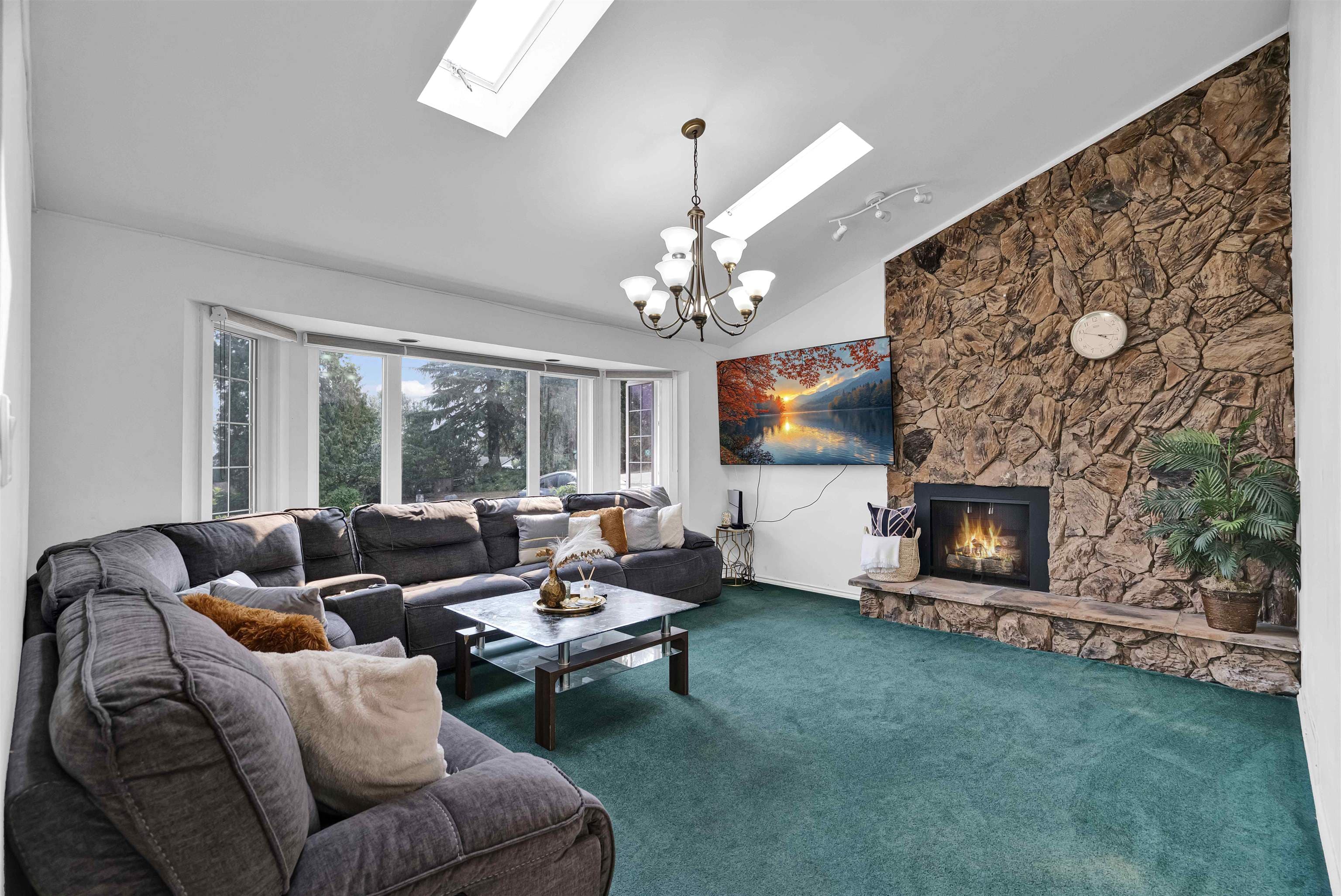 12921 Southridge Drive, Surrey, V3X 3C7 — photo 1