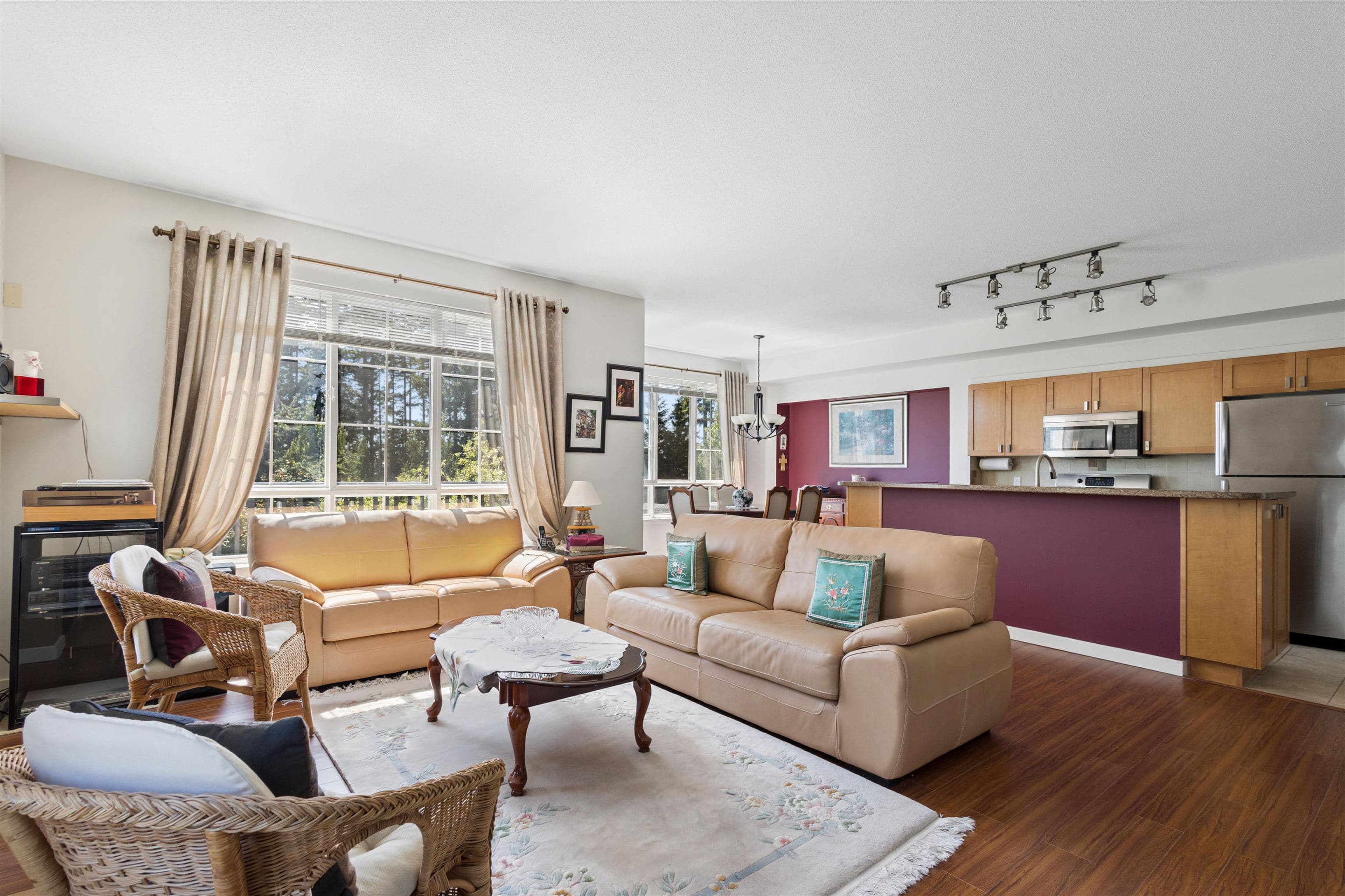 126 - 2200 Panorama Drive, Port Moody, V3H 5M2 — photo 2