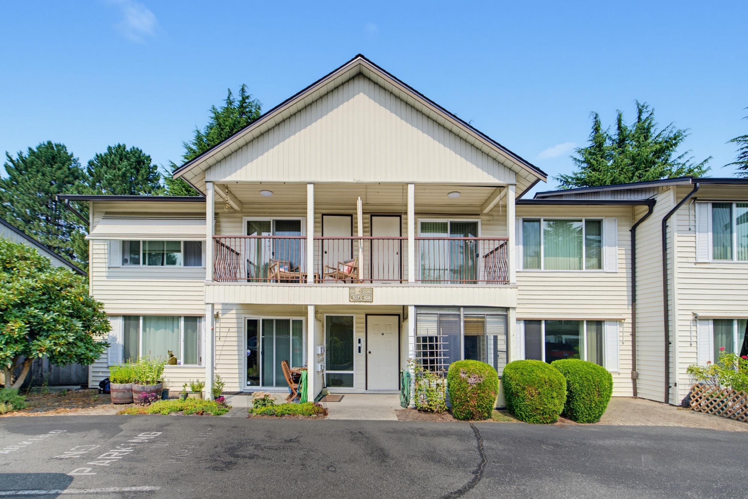 108 - 2853 W Bourquin Crescent, Abbotsford, V2S 6H6 — photo 1
