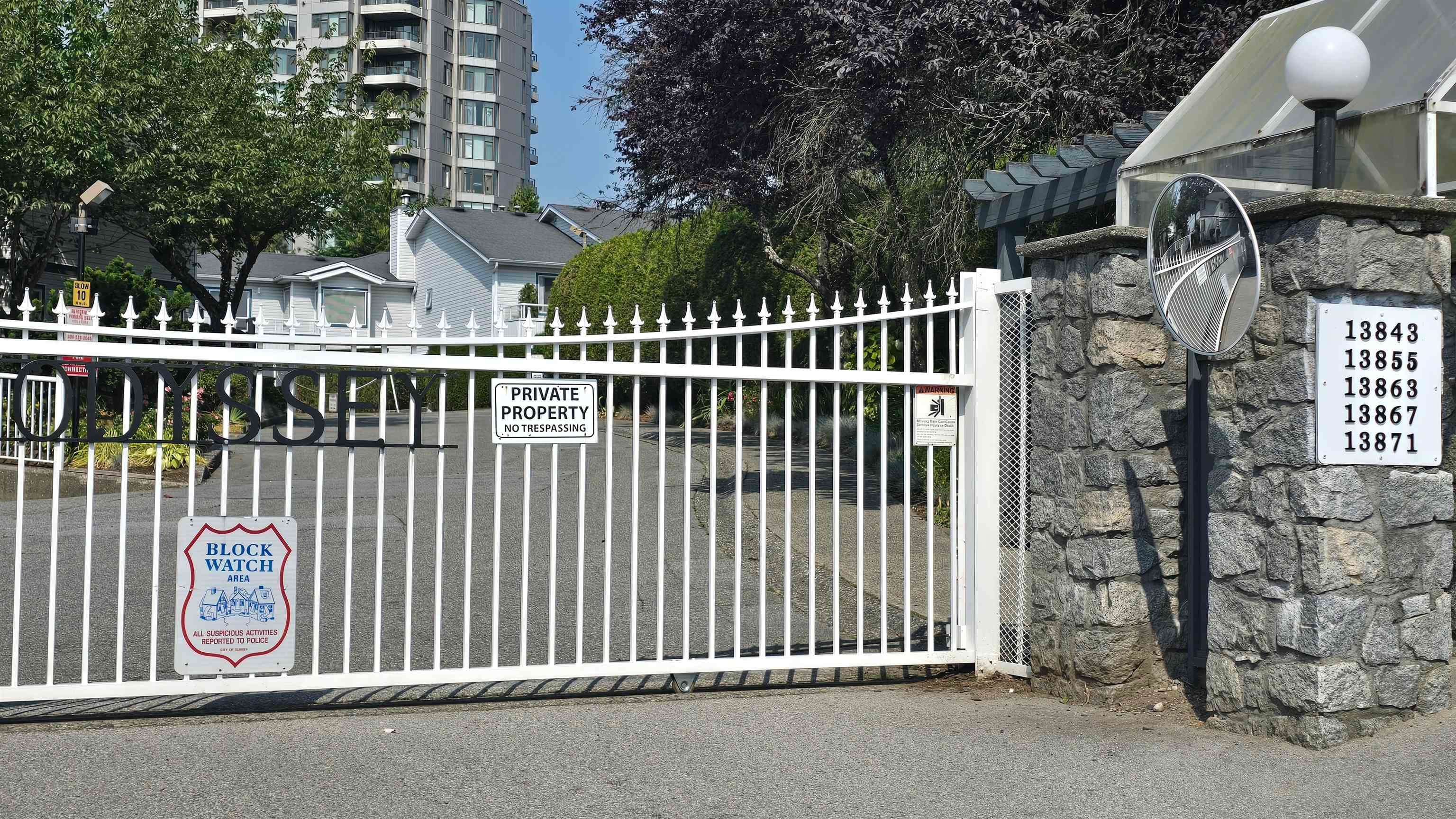 201 - 13863 100 Avenue, Surrey, V3T 5P5 — photo 4