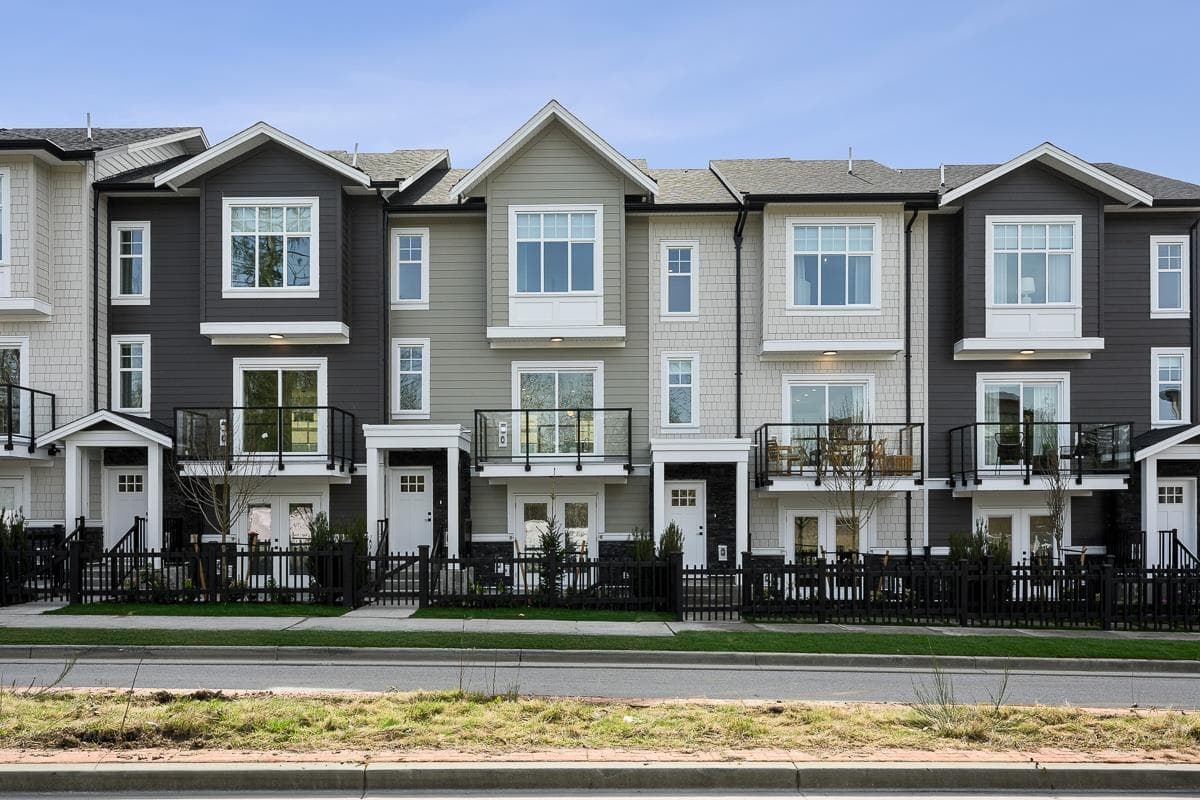 42 - 7716 207 Street, Langley