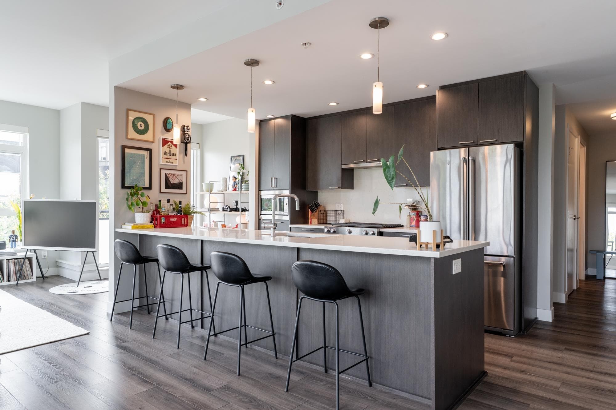 301 - 4289 Hastings Street, Burnaby, V5C 0K9 — photo 3