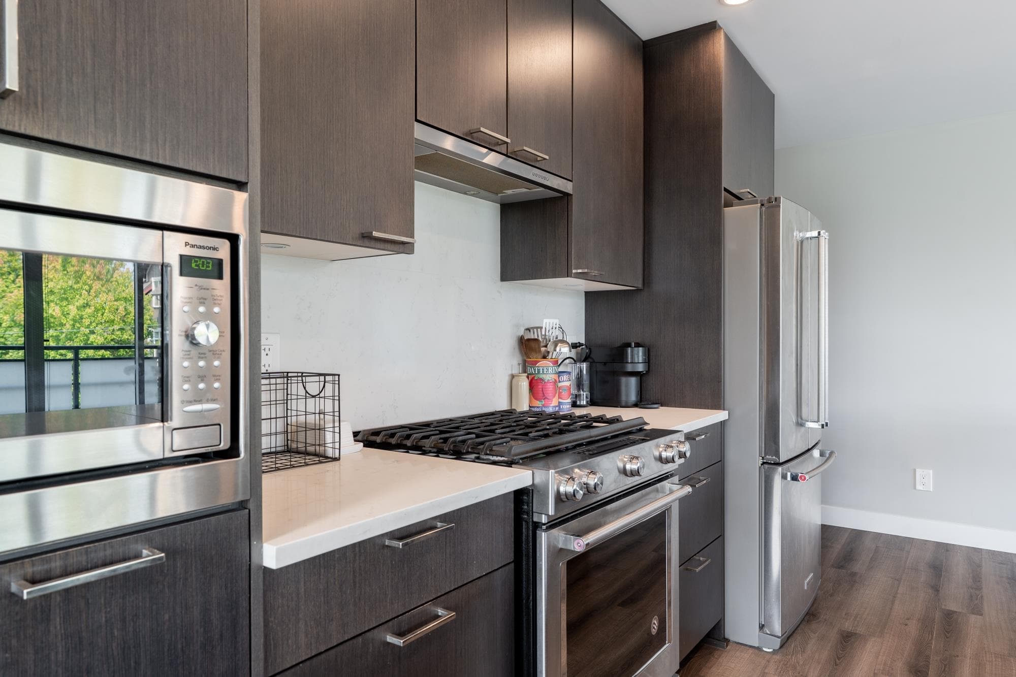 301 - 4289 Hastings Street, Burnaby, V5C 0K9 — photo 5