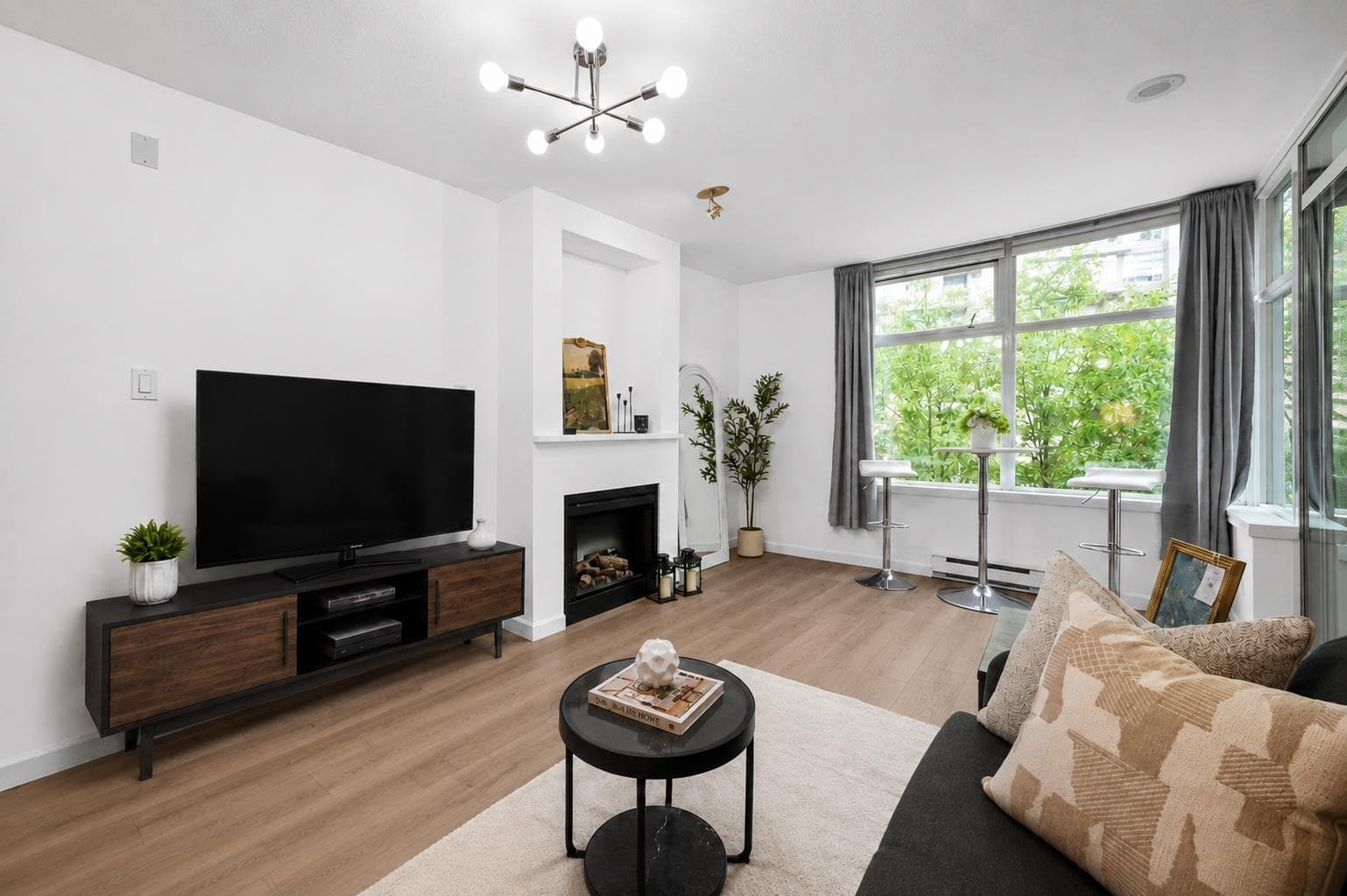 303 - 9288 University Crescent, Burnaby