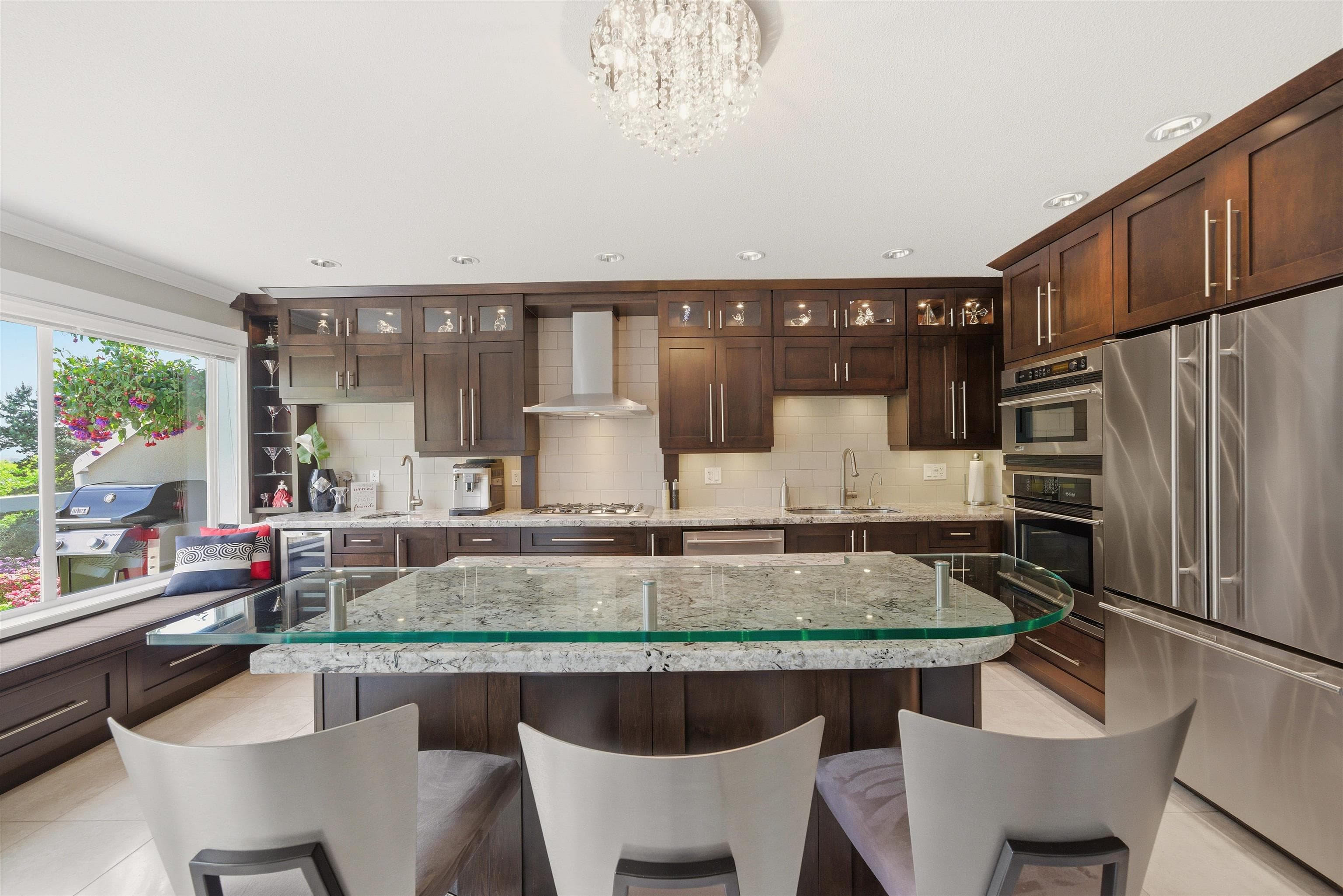 38 - 72 Jamieson Court, New Westminster, V3L 5R6 — photo 3
