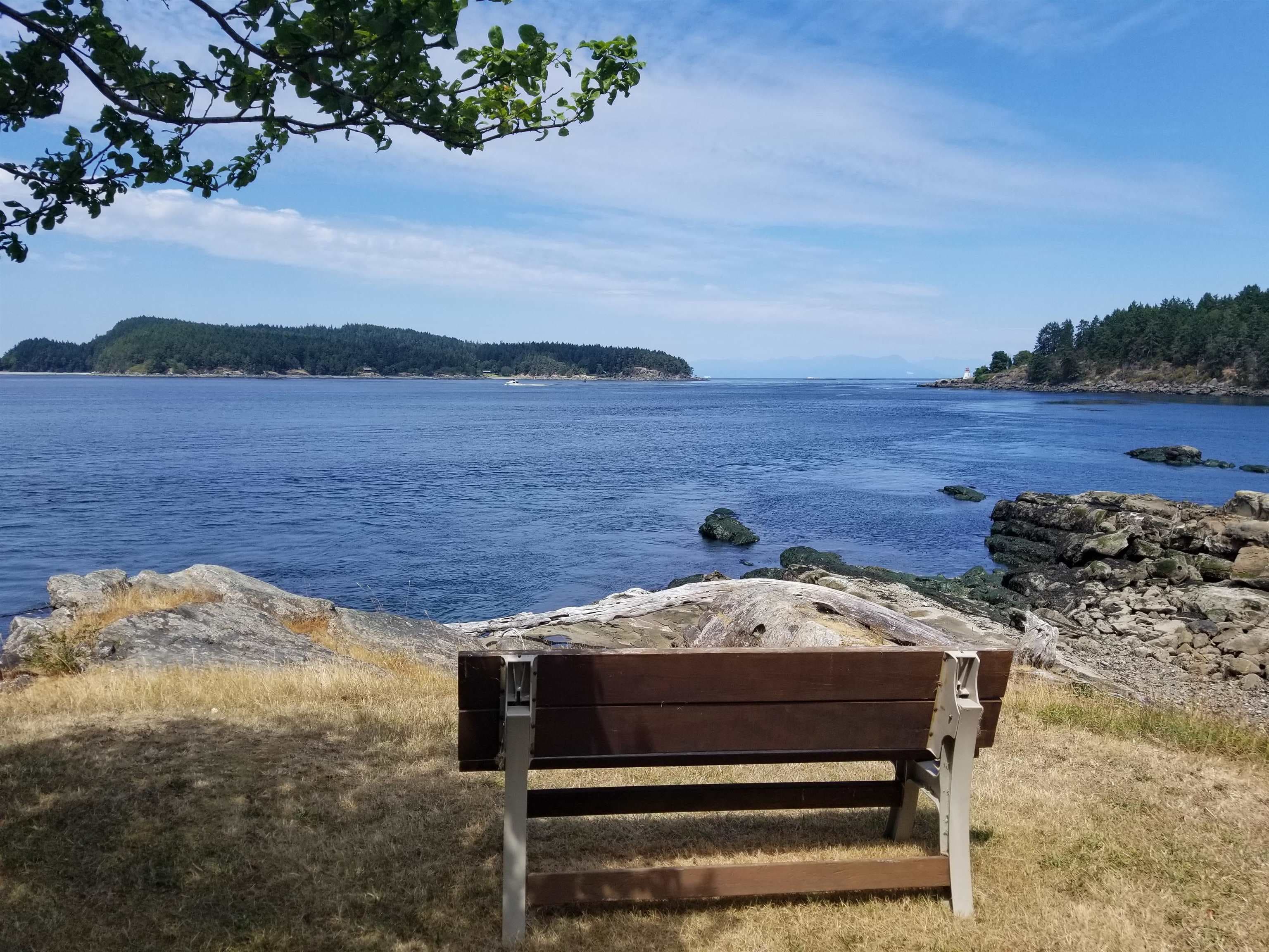 495 Deacon Lane, Galiano Island